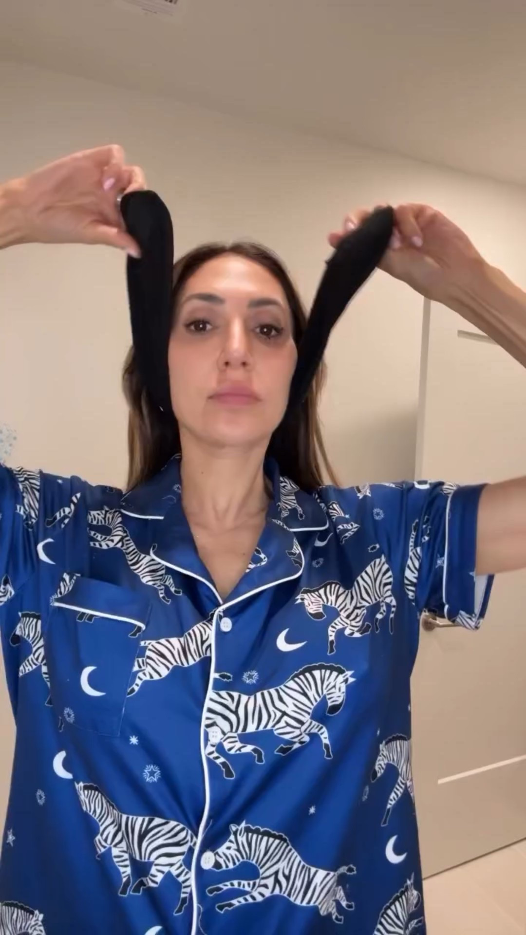 Nightly skin routine = my reset after long sales days, mom life, and content creation ✨
Hydration, repair, and a little self-care before bed so I wake up feeling fresh, glowy, and ready for the next day.

Linked my skincare favorites on my LTK 💕
#NightRoutine #SkincareRoutine #GlowingSkin #SelfCareRoutine #BeautyCreator LTKBeauty CleanGirlAesthetic SkincareFavorites