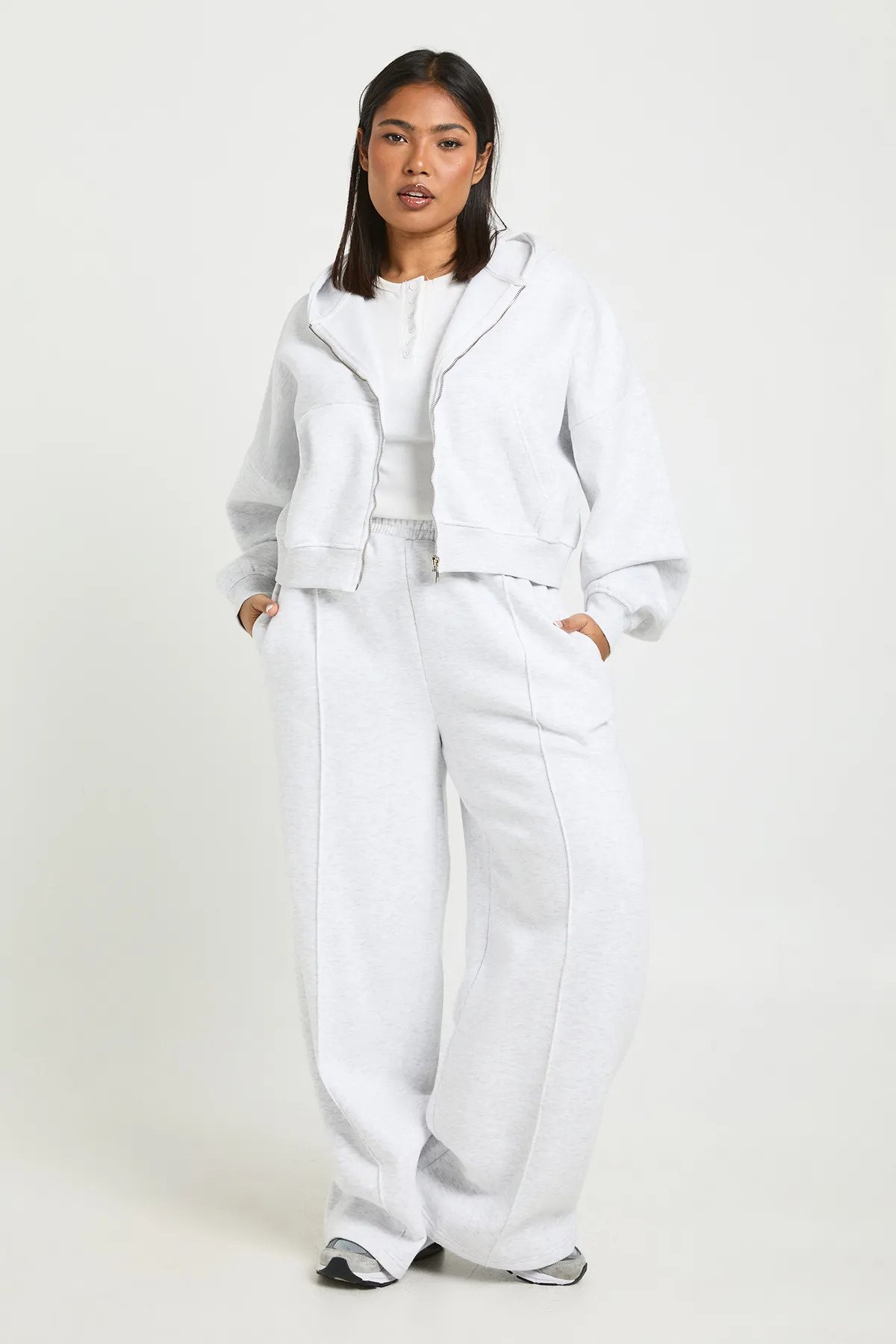 Ash Grey boohoo Plus Core Basic Pintuck Detail Straight Leg Jogger | PrettyLittleThing AU | Pretty Little Thing (Australia & New Zealand)