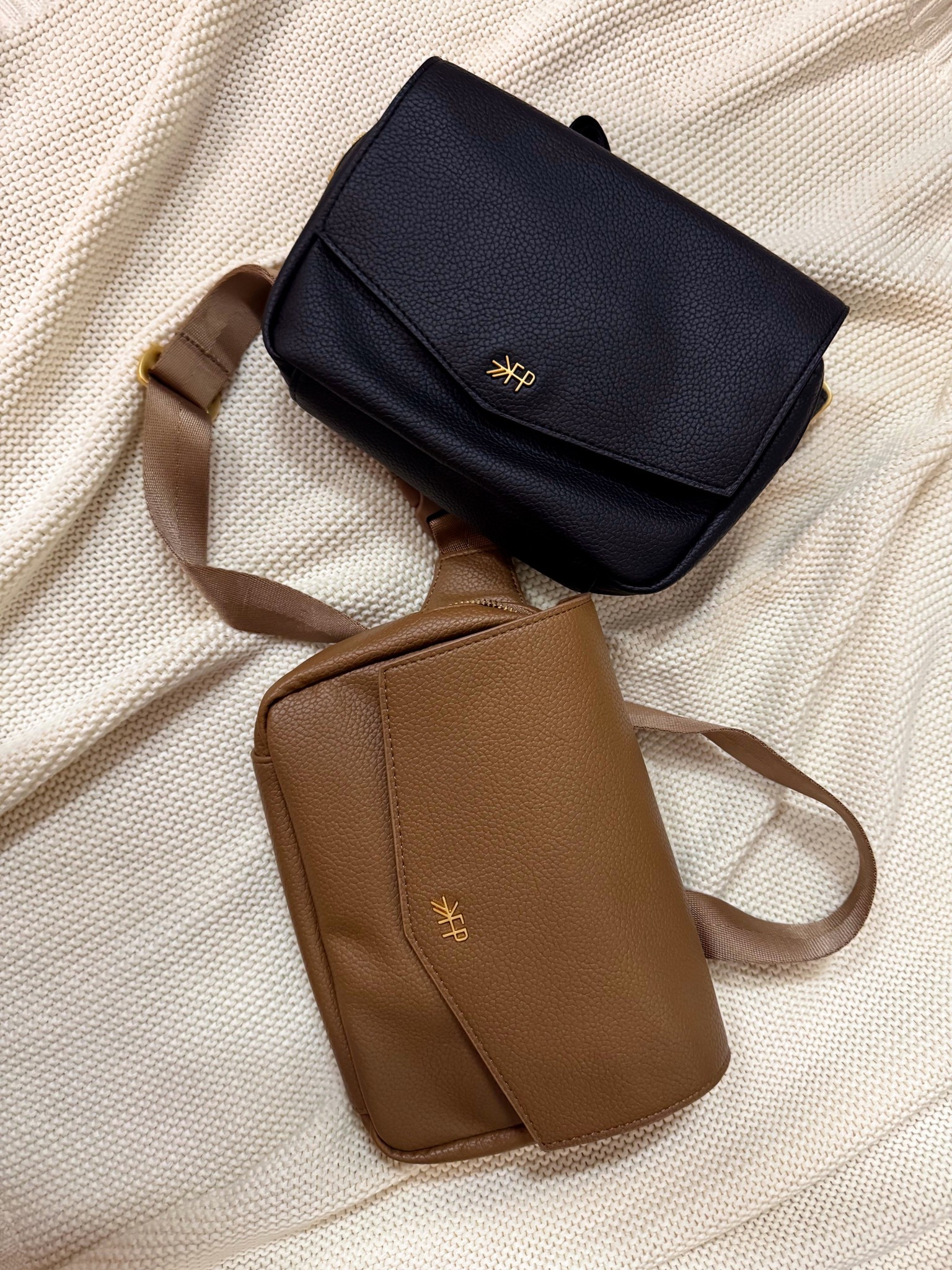 the perfect on the go bag for moms👜

#LTKFamily #LTKBaby #LTKKids