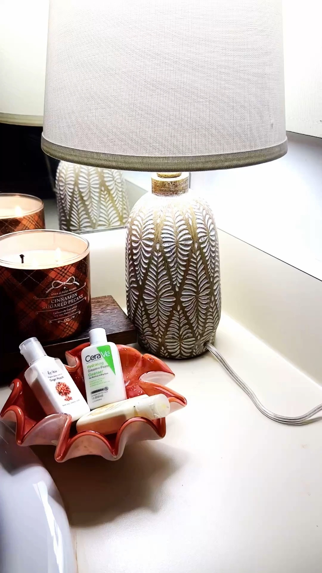 Brighten up your space with the Cheria Ceramic Lamp from Wayfair. Its textured base and clean silhouette bring the perfect blend of modern elegance and warmth to any room.
Whether it's on a bedside table or a console, it’s the ultimate statement piece for a cozy, curated home. 💡✨
#WayfairFinds #HomeDecor #InteriorStyling #LightingDesign #HomeRefresh @Wayfair @Jonathan Adler 

#LTKBeauty #LTKselfcare #LTKHome