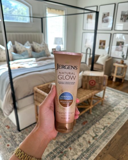 Jergens medium deep gives the most beautiful, natural color! Gradual and subtle - perfect for first time self tanners or anyone intimidated by self tanning! ☀️

#Ad #JergensPartner #TargetPartner #target @JergensUS @Target


#LTKBeauty #LTKFindsUnder50 #LTKSeasonal