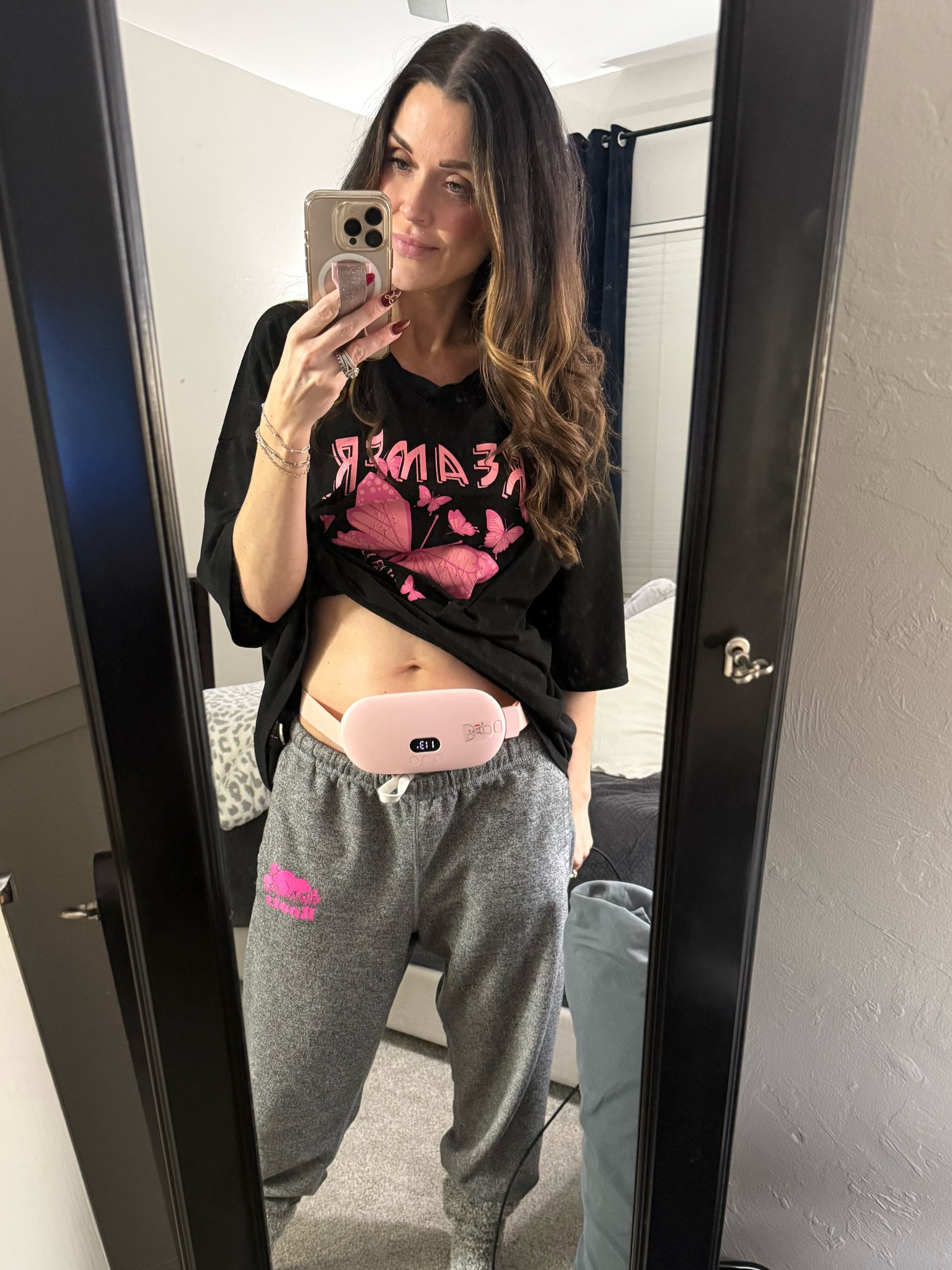 The most incredible portable heating pad for your abdomen. Perfect for that time of the month for females. Has multiple heat settings, as well as different vibration settings.

#LTKGiftGuide #LTKFindsUnder50 #LTKFindsUnder100