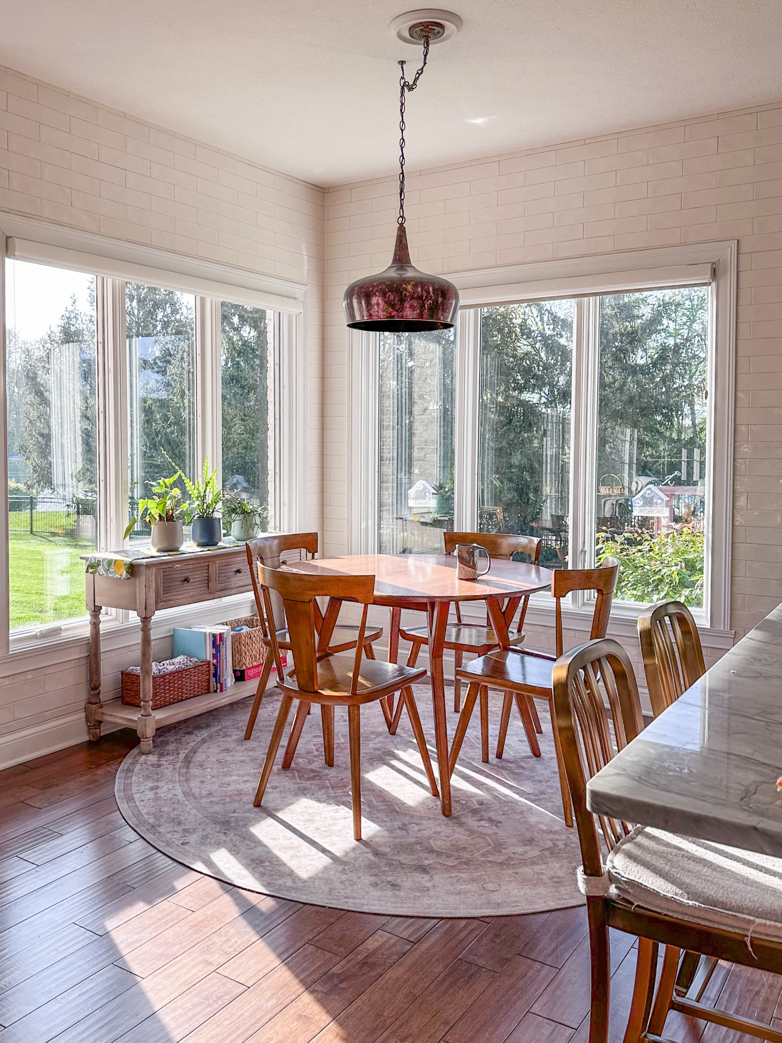 Thoughtfully curated kitchen dinette area 

#LTKHome