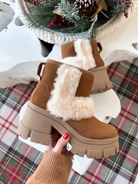 The cutest new Ugg boots! Arrive for Christmas!!! 

#LTKshoecrush #LTKGiftGuide #LTKHoliday