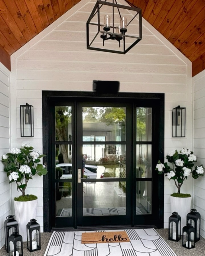 My Week in Recap: 

This week I focused once again on spring decor with some Easter touches. I really wanted to make my porch feel spring-like, but also a design that can stay current through the entire spring and summer seasons. The neutral white centerpiece is similar in the sense that it can remain a piece of my decor all spring and summer long. The beach bag is my go-to beach bag because the storage and organization is unbelievable and a total game-changer. And my on-the-go coffee makers saves me time and money. No more standing in long lines at overpriced coffee chains. 

If you like what you see here, like this post and Comment YES SHOP and I’ll DM you a link to everything you see here. 

#springdecorating #outdoordecor #homestyling