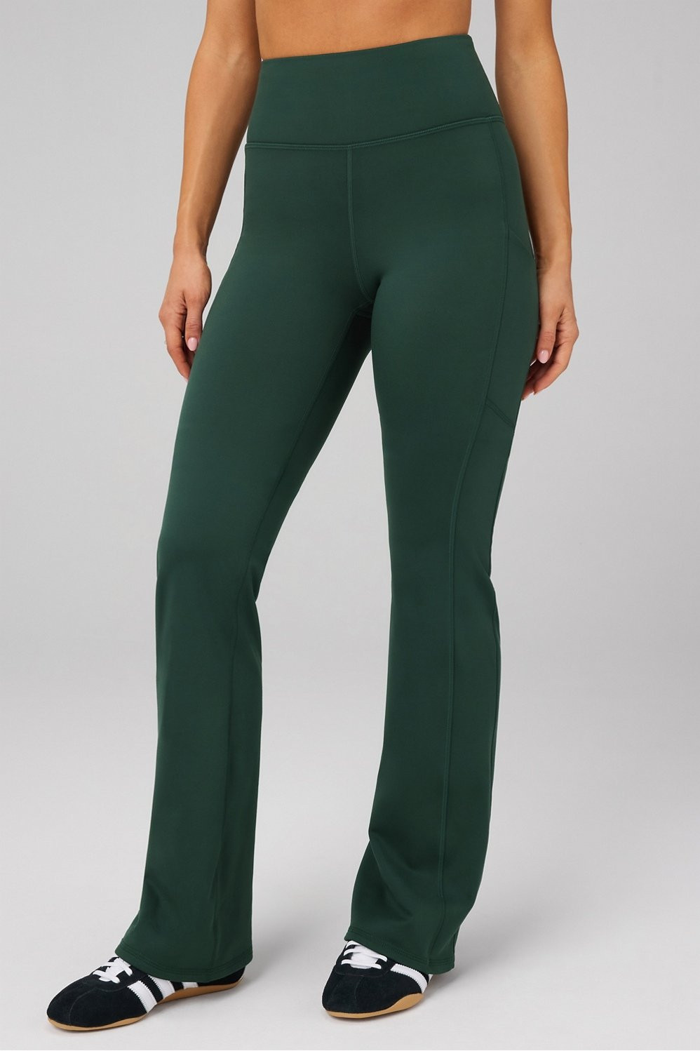Cold Weather Pocketed High-Waisted Mini Flare | Fabletics