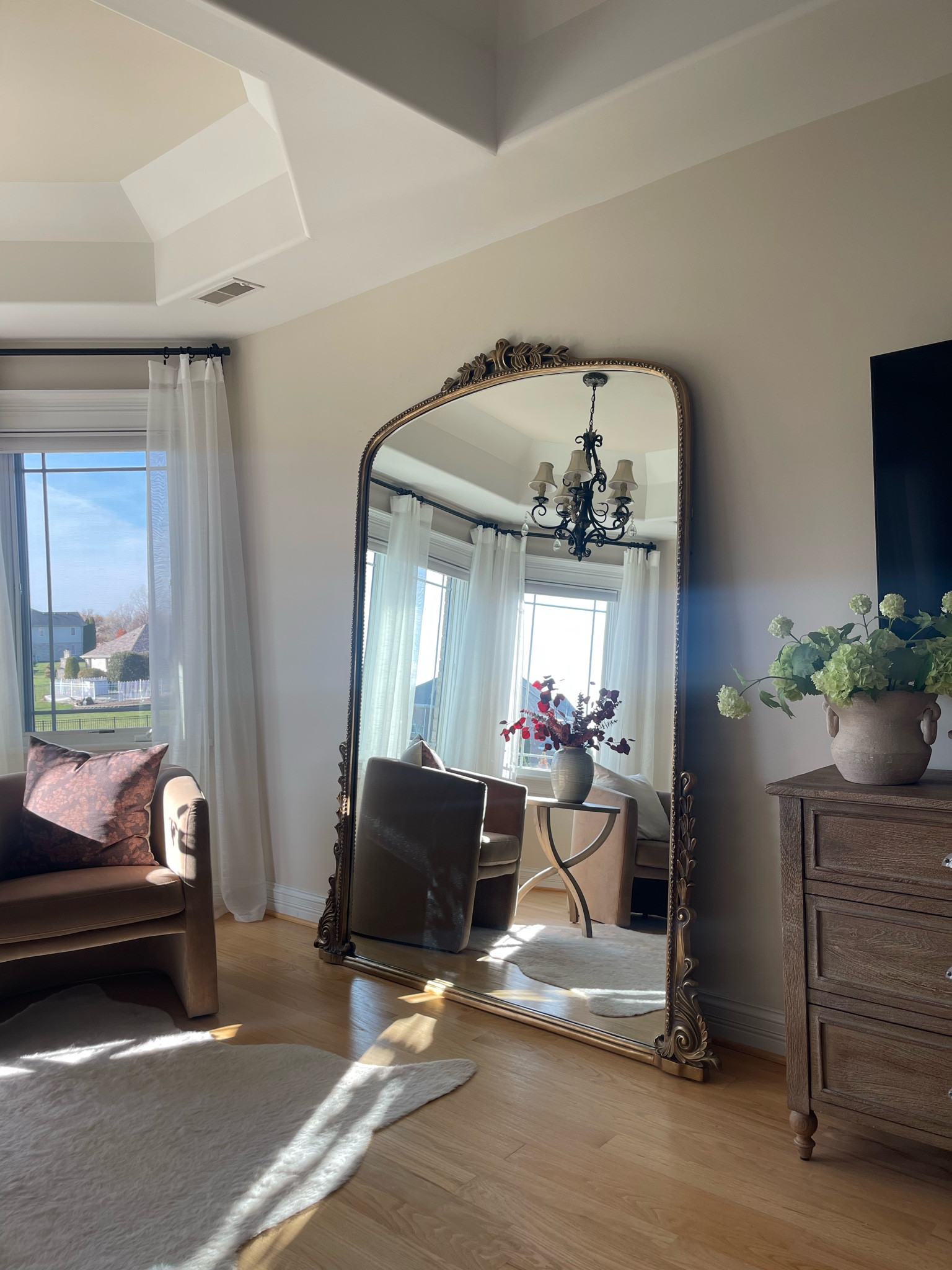 My dream mirror! 

Anthropologie, primrose mirror, primrose, floor mirror, bedroom, 

#LTKGiftGuide #LTKCyberWeek #LTKHoliday