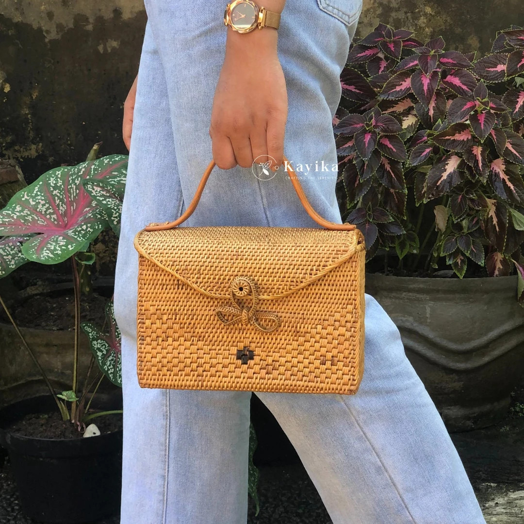 Top Handle Rattan Bags, Bali Handwoven Bags, Straw Summer Purse, Basket Bags, Women Wrist Bag, fo... | Etsy (US)