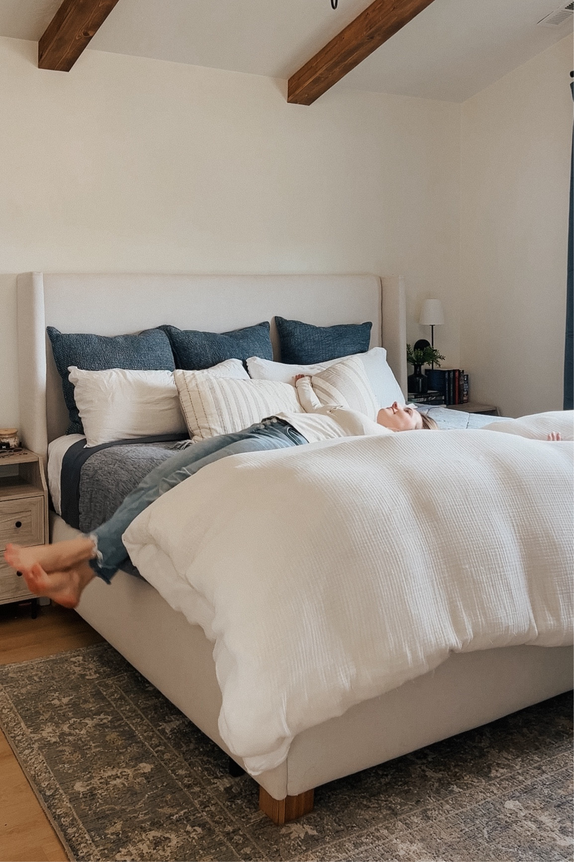 Quick spring bedding refresh 

#LTKHome