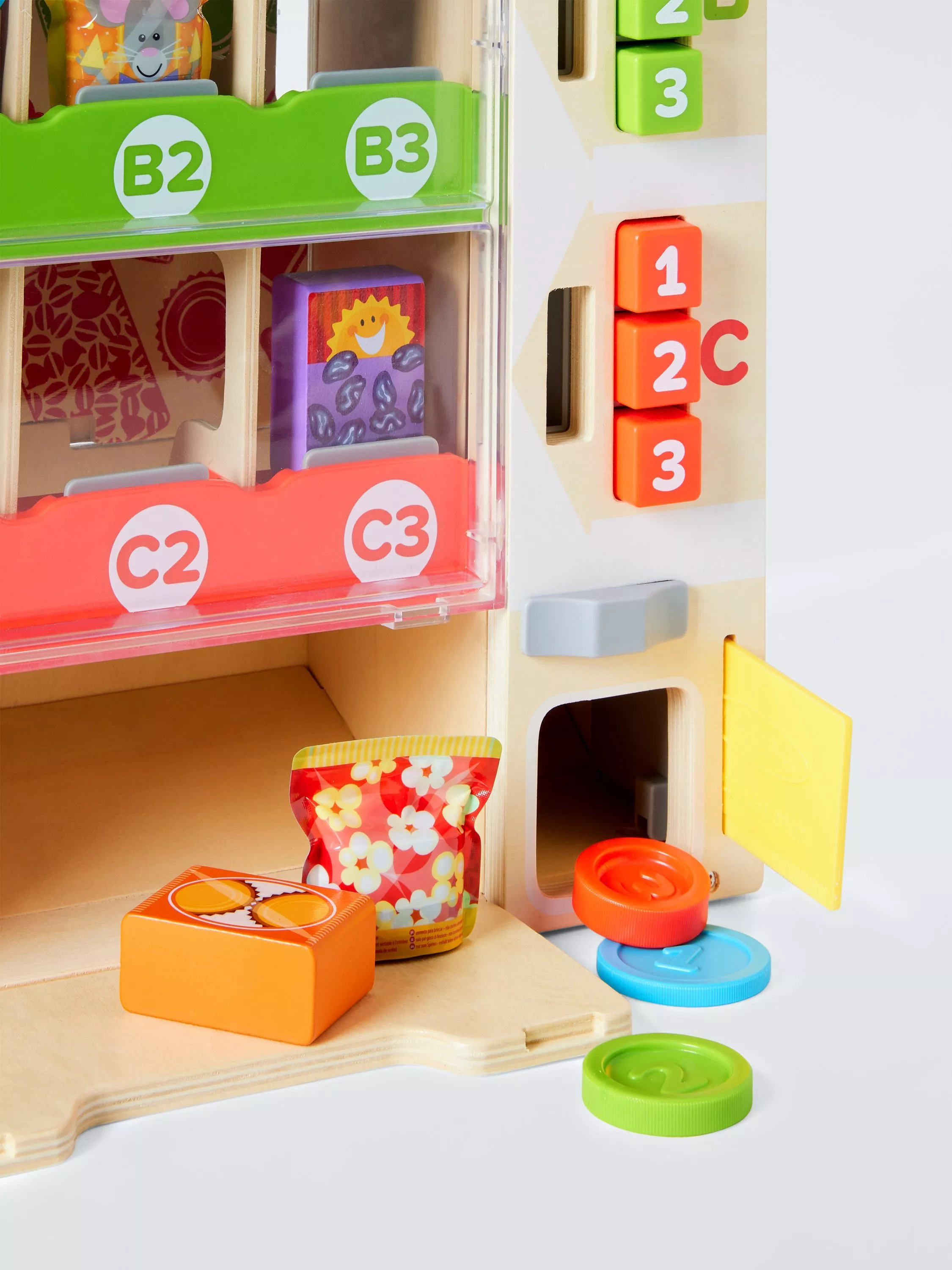 Melissa & Doug Wooden Vending Machine Toy | John Lewis (UK)