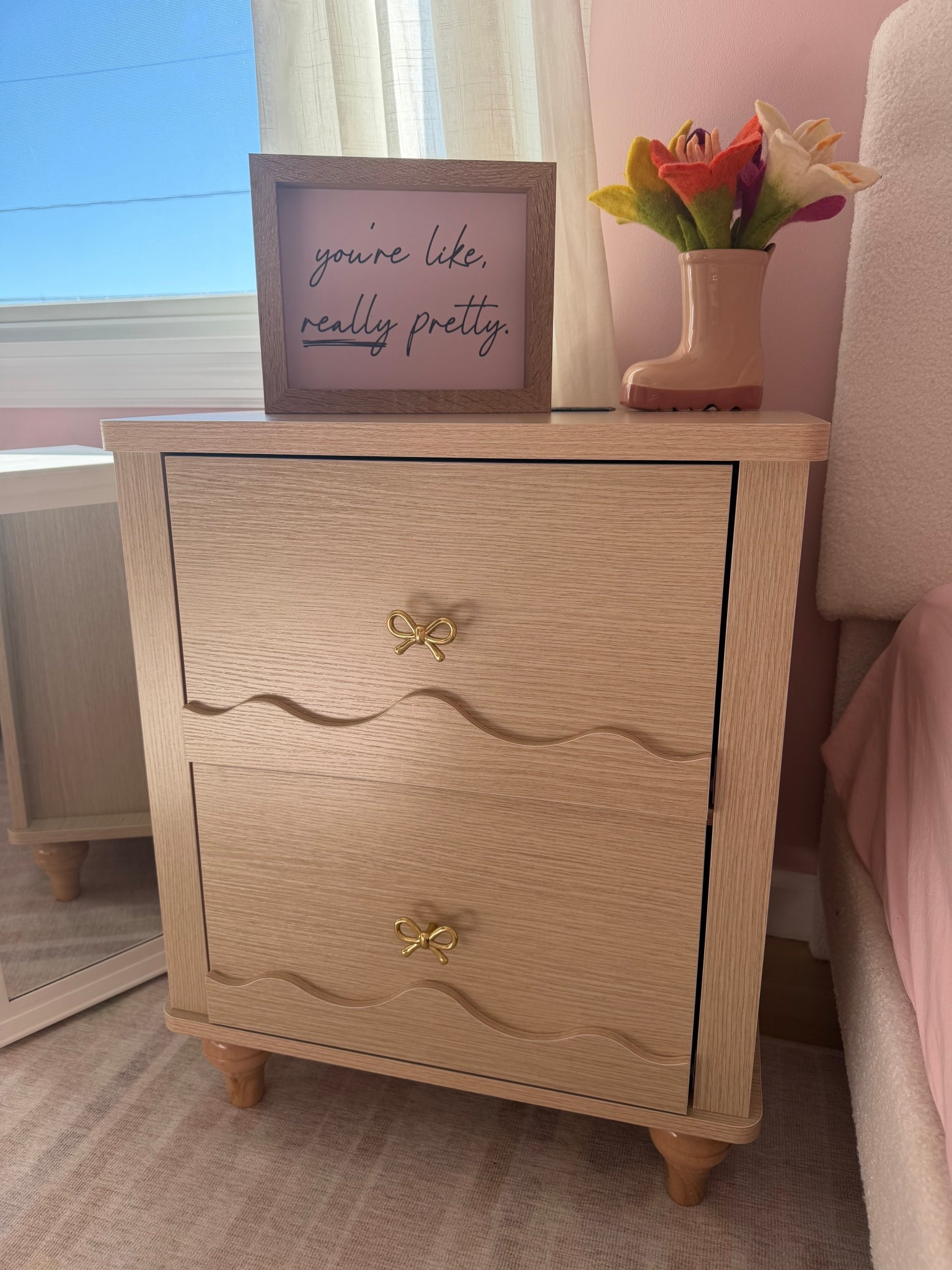 Amazon find for my toddler girls room!

Amazon 
Amazon furniture 
Nightstand 
Bows
Bow knobs
Girls room 
Toddler girl room 

#LTKHome #LTKKids