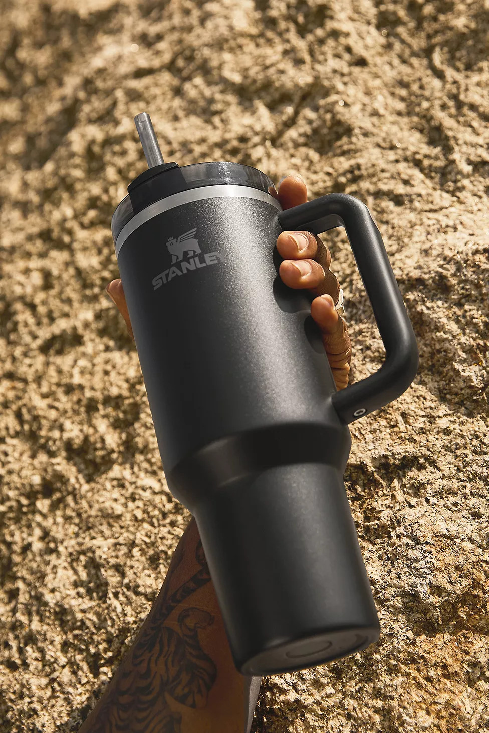 Stanley Black Quencher H2.0 Flowstate 1.2L Tumbler | Urban Outfitters UK