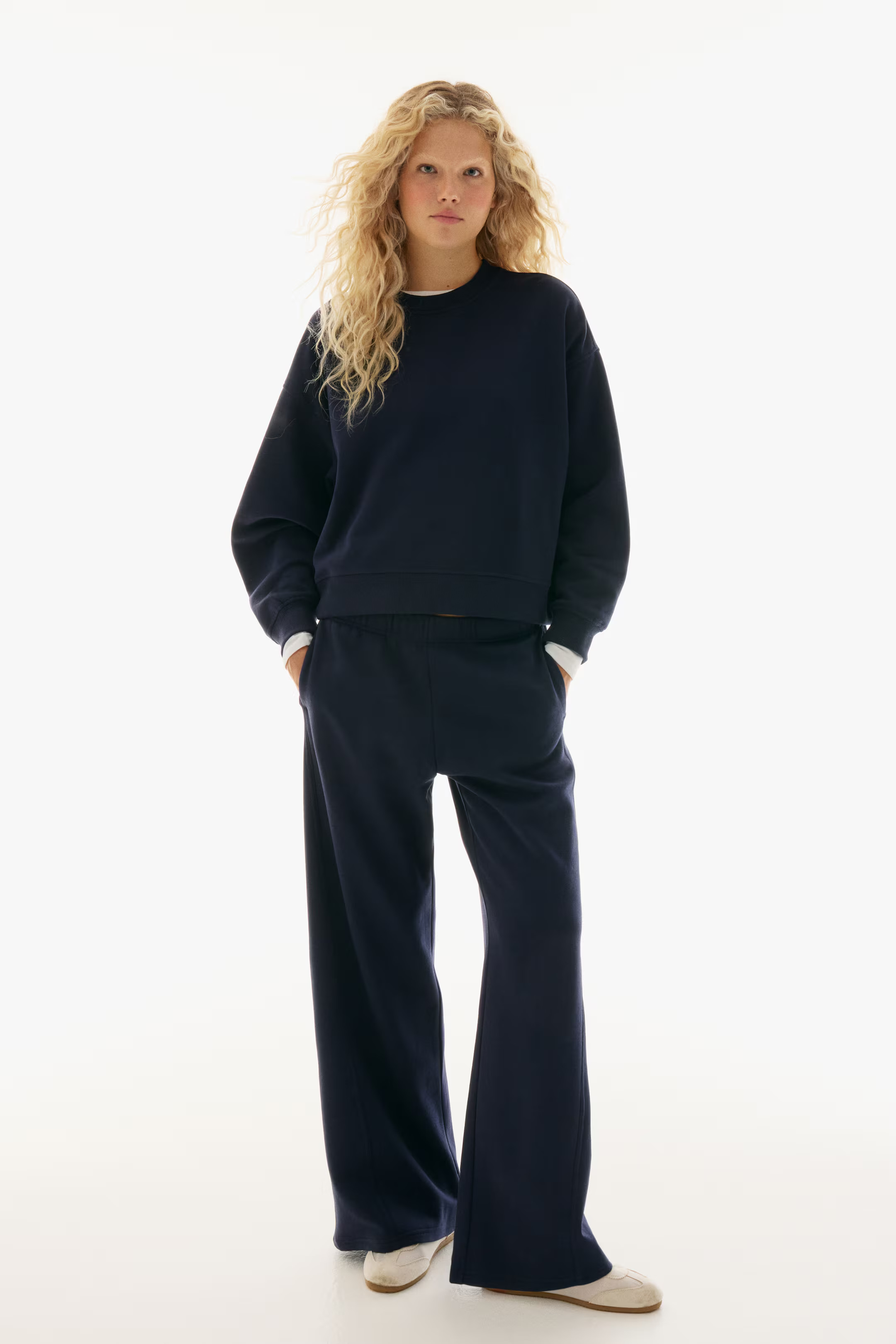 2-Piece Sweatshirt and Joggers Set | H&M (US + CA)