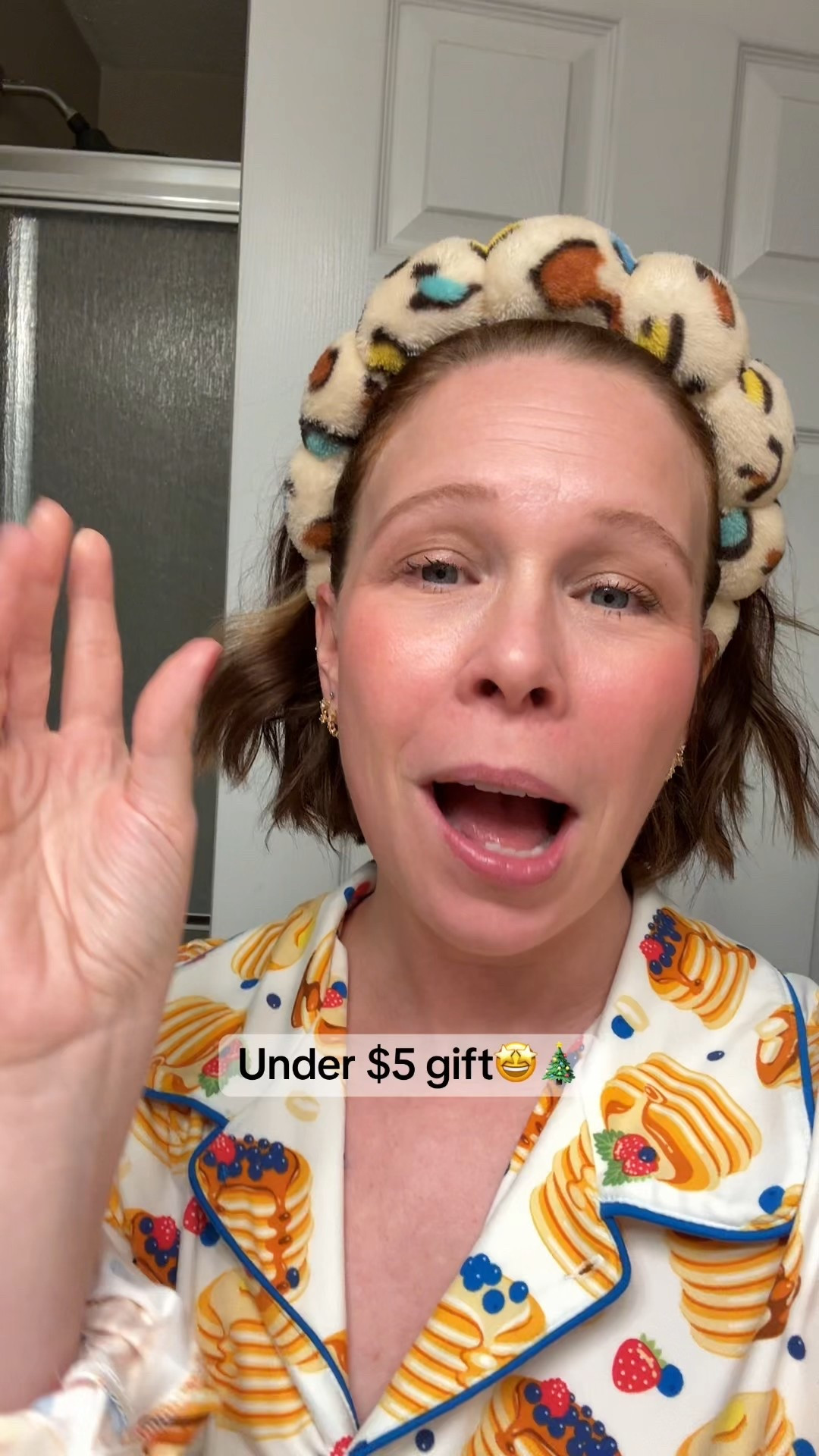 Makeup headbands make the easiest and best little gifts!

#LTKgrwm #LTKmorningroutine #LTKselfcare