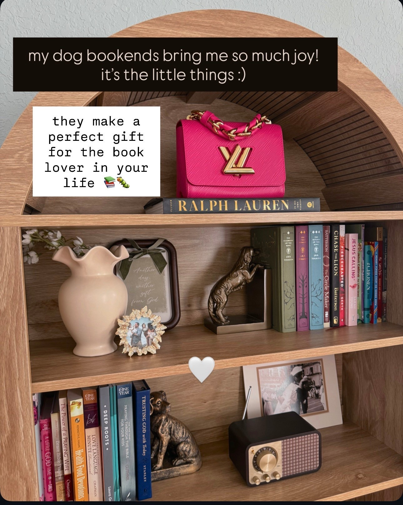 A perfect unique and thoughtful gift to a book lover or dog lover is these book ends. I LOVE them so much 🥹 they look vintage and are amazing quality!