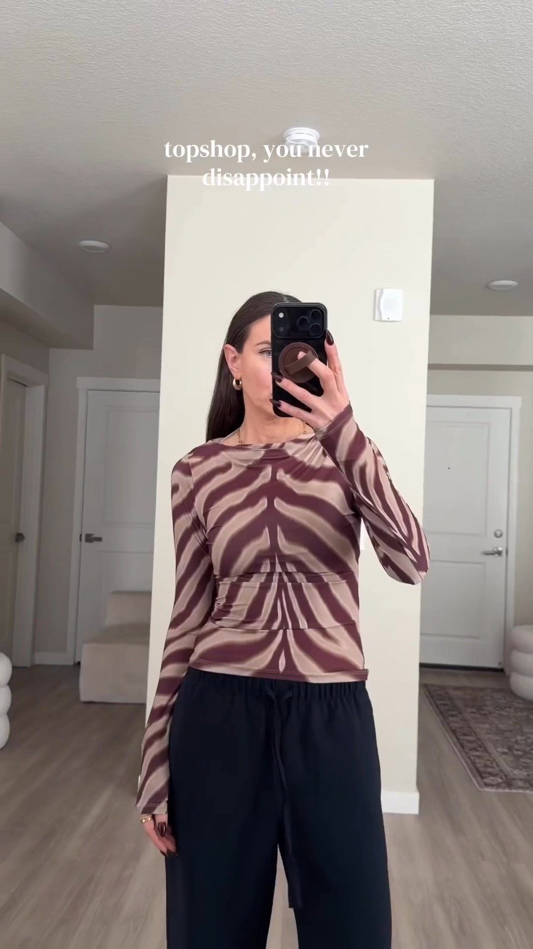 zebra print top 
blazer 
pants 