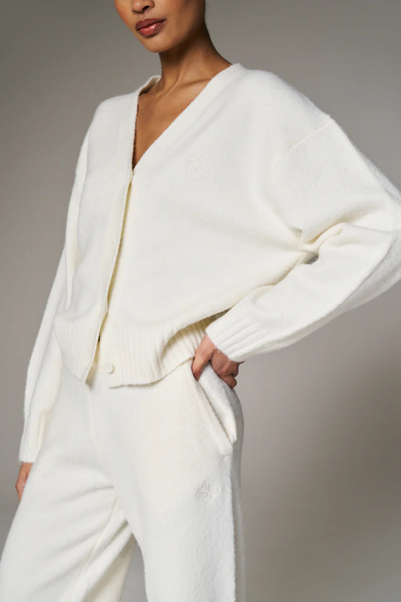 FLUFFY KNIT EMBLEM CARDIGAN - OFF-WHITE | The Couture Club