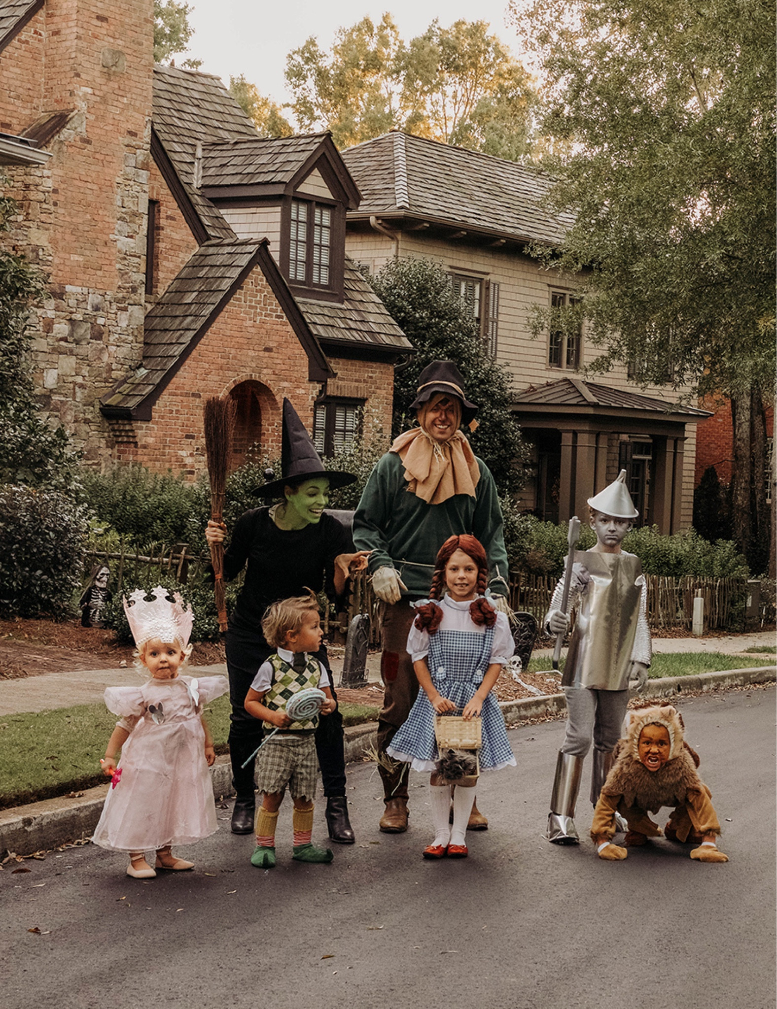Family Halloween costume ideas: The Wizard of Oz

#LTKSeasonal #LTKparties #LTKkids