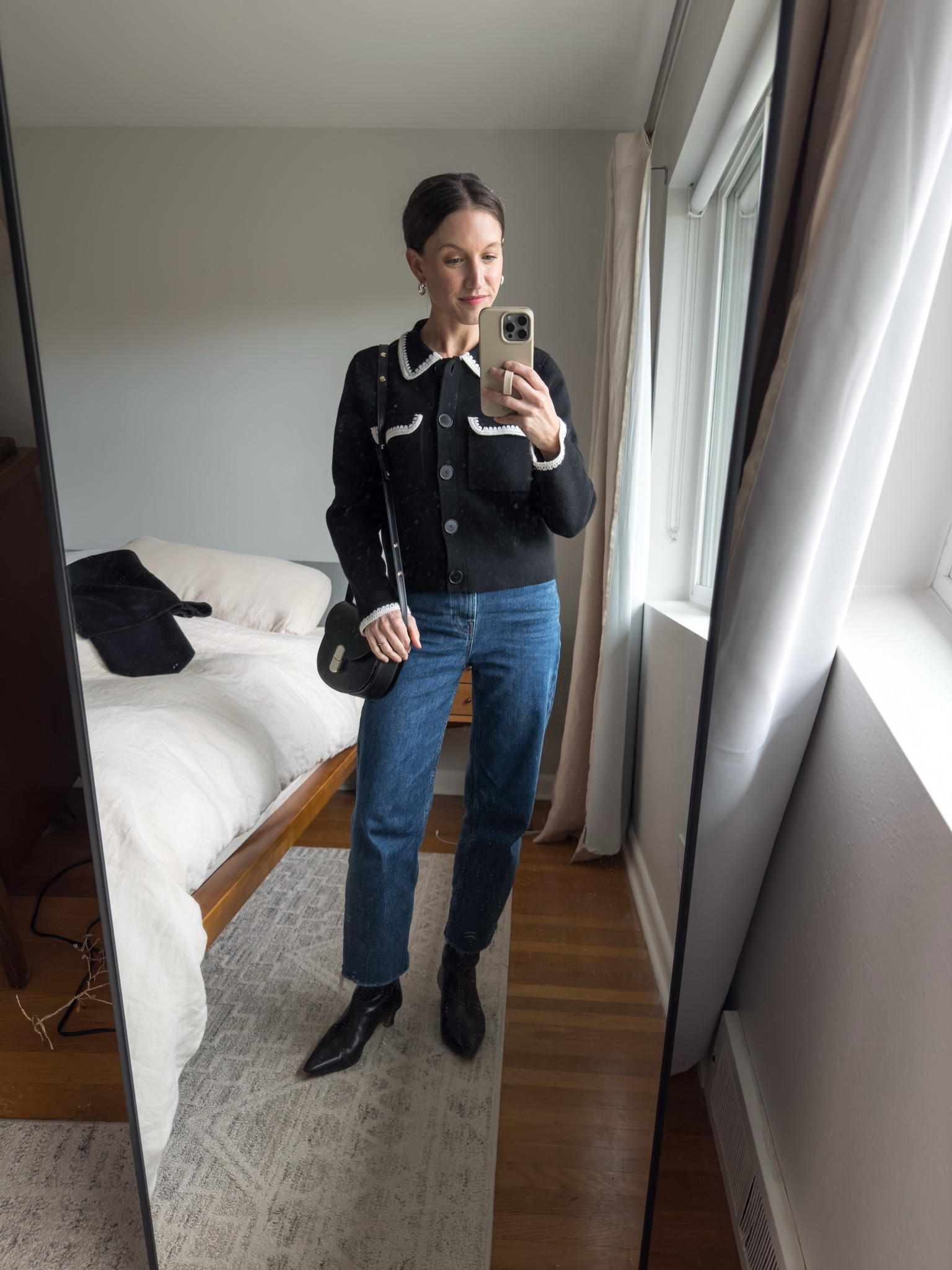 Daily Look 12.9

Sèzane cardigan, XS, TTS. Everlane jeans, 24, I took my smaller size. J.Crew boots, TTS. Everlane tee (layered under, TTS, XS), Sèzane bag, Chunky Hoop Earrings from Sela Designs, ASHLEYROHR10 for 10% off  

#LTKOver40 #LTKSeasonal