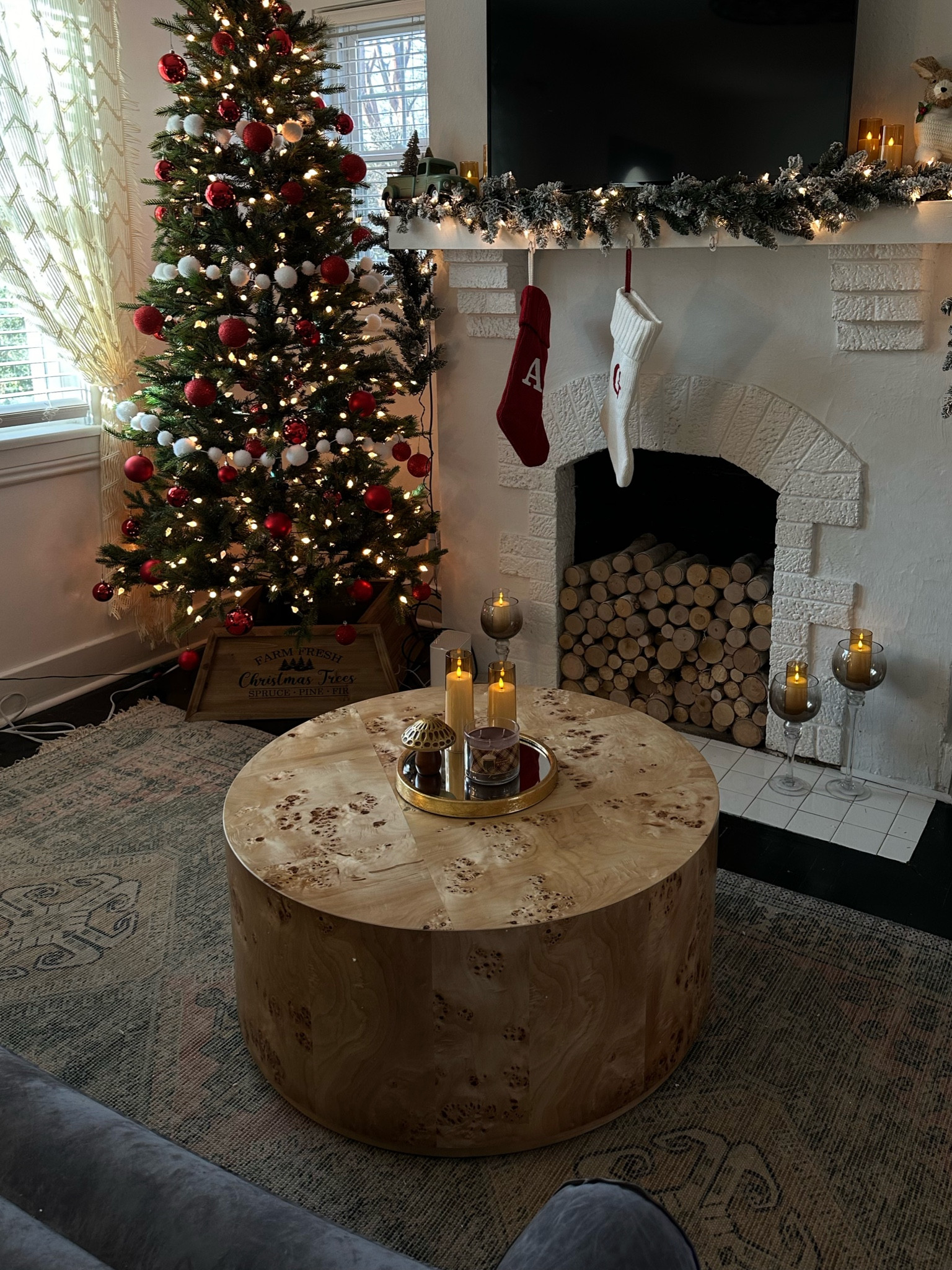 i don’t think i’ve loved a coffee table more 🤯🤯

#LTKhome #LTKHoliday #LTKsalealert