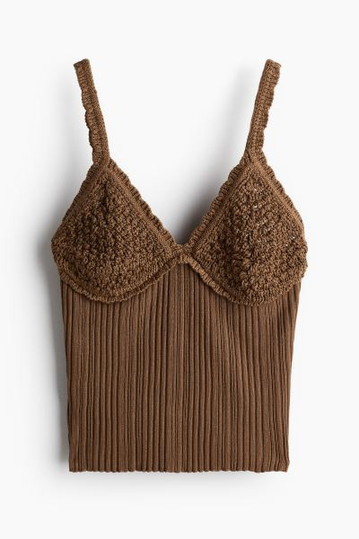 Crochet-look knitted strappy top - V-neck - Sleeveless - Brown - Ladies | H&M GB | H&M (UK, MY, IN, SG, PH, TW, HK)