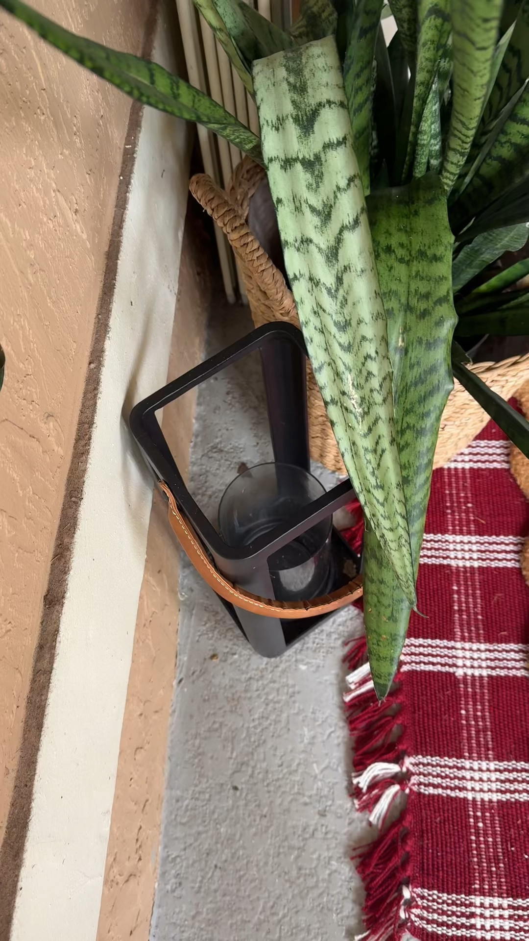 The cutest Scalloped welcome mat from @mytexashouse. Perfect for Valentine’s day! 

#LTKHome
