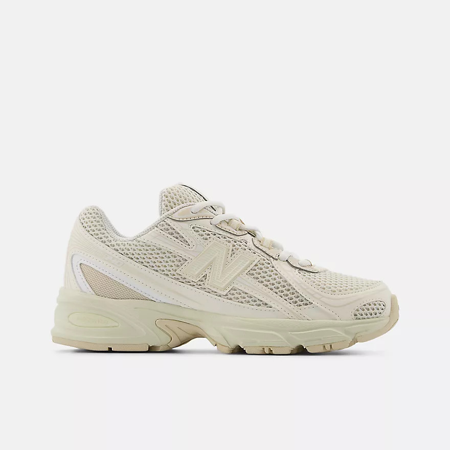 740 Lace | New Balance Athletics, Inc.