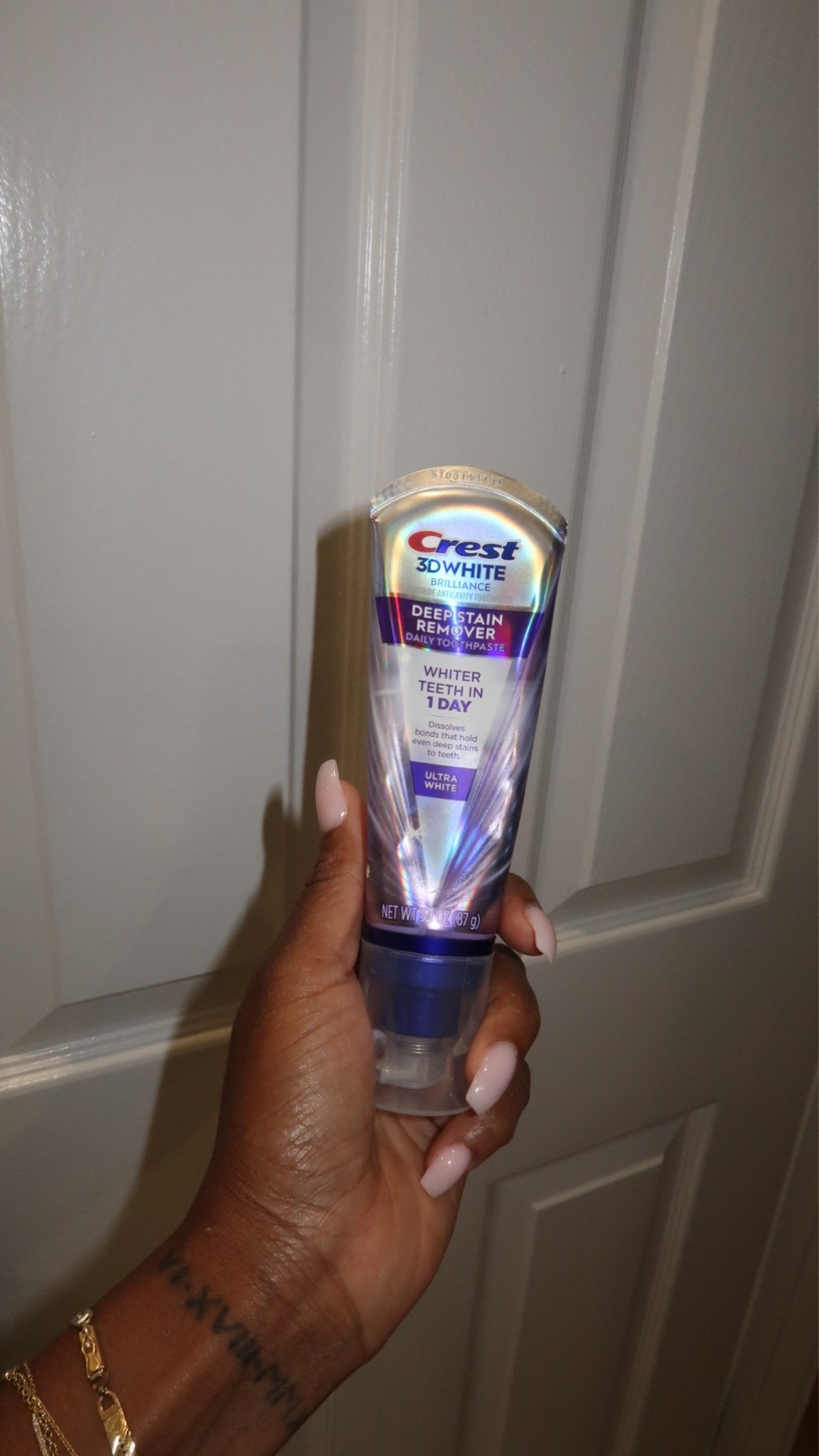 One thing I always try to stay consistent with is keeping my teeth looking clean and bright ✨
Simple products like this make my routine feel fresh, easy & more put together every day 🤍

Me encanta mantener mis dientes clean y mi sonrisa fresh.
Simple products que hacen la diferencia every day 🤍

Follow me on Instagram and YouTube
@kirasfashionfinds

#LTKmorningroutine #LTKselfcare #LTKvlog