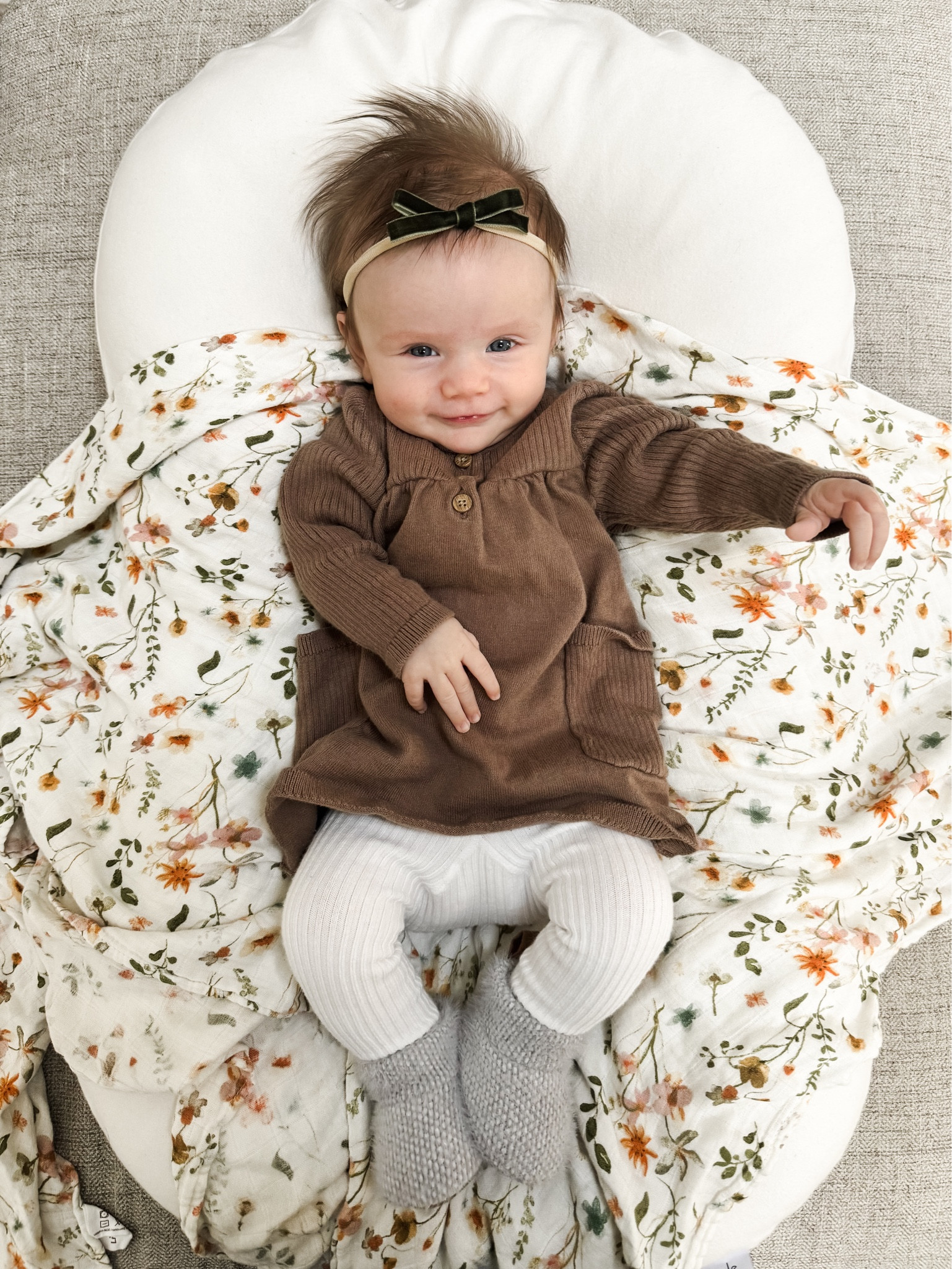 Sweetest little winter baby girl

Winter baby clothes // baby girl outfit // brown dress // newborn clothes // fall baby girl outfits // baby tights // baby girl shoes // baby boots // little girl hair bows

#LTKkids #LTKbump #LTKbaby