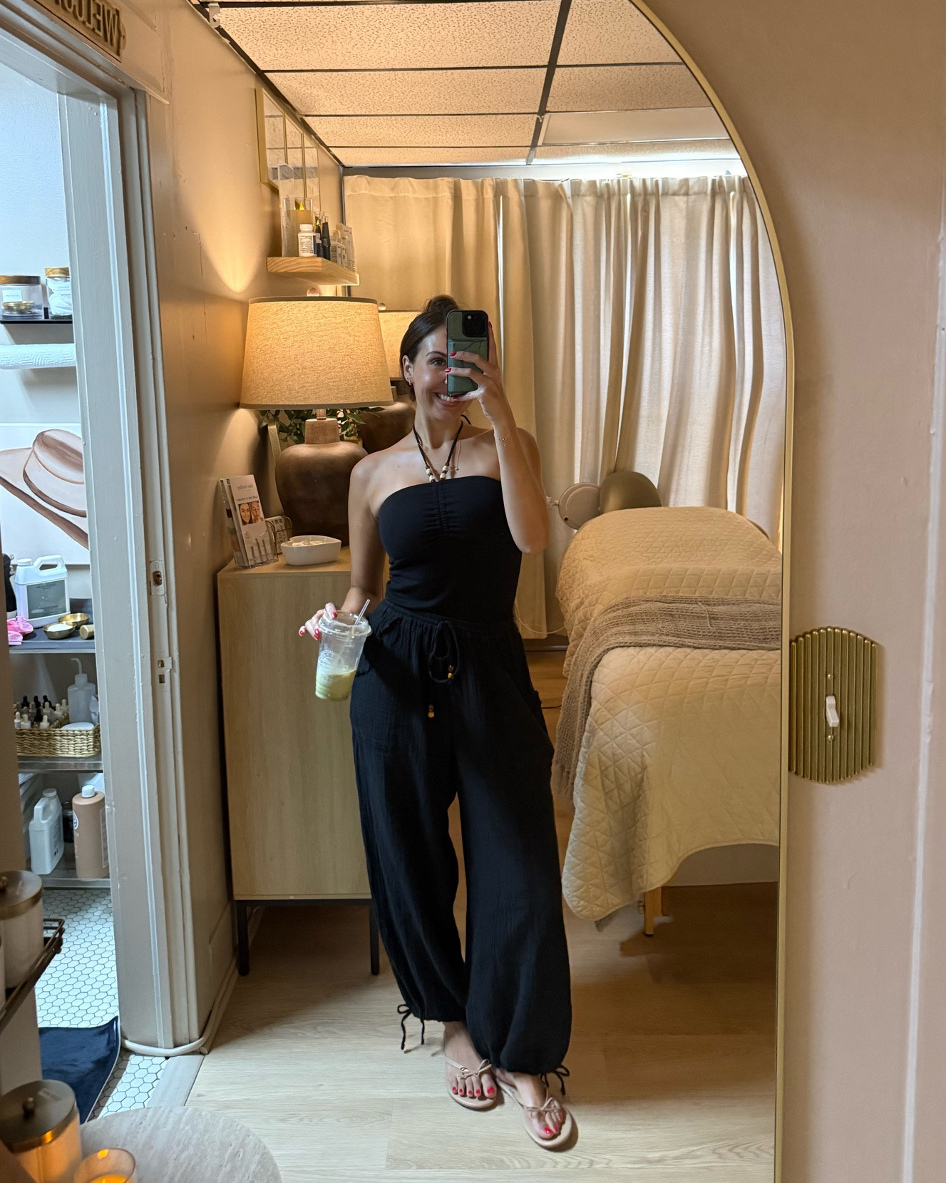 TARGET OUTFITS >

top XS
pants S