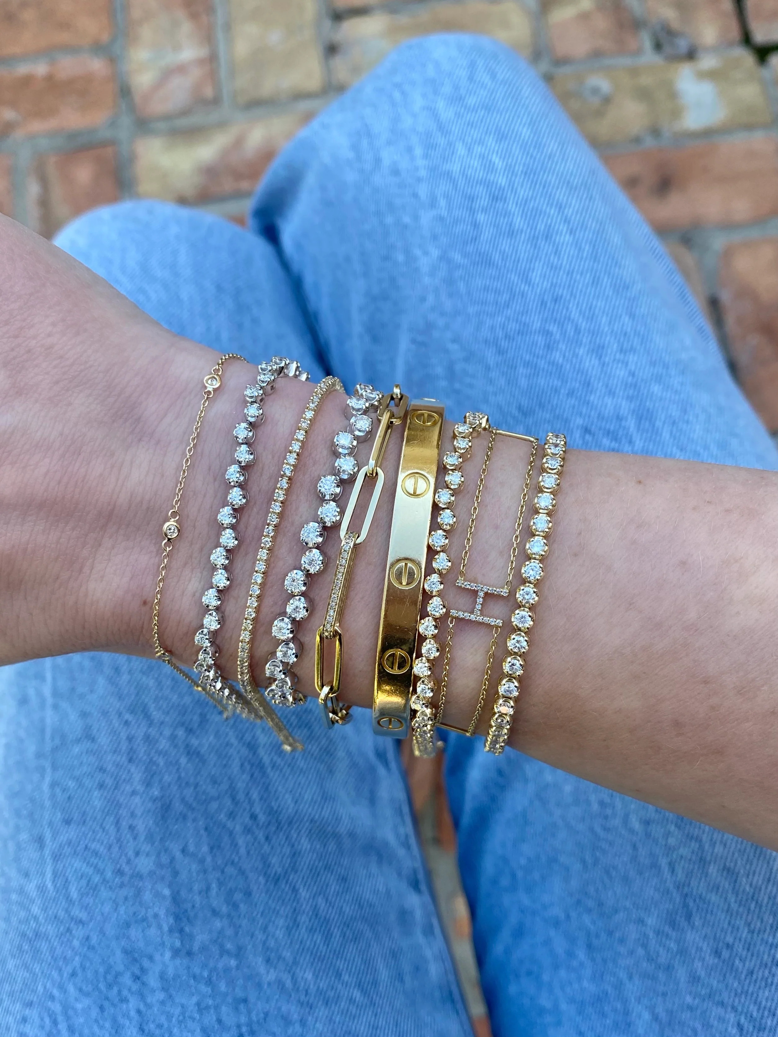 bouncing rounds tennis bracelet | Diamond Aupair