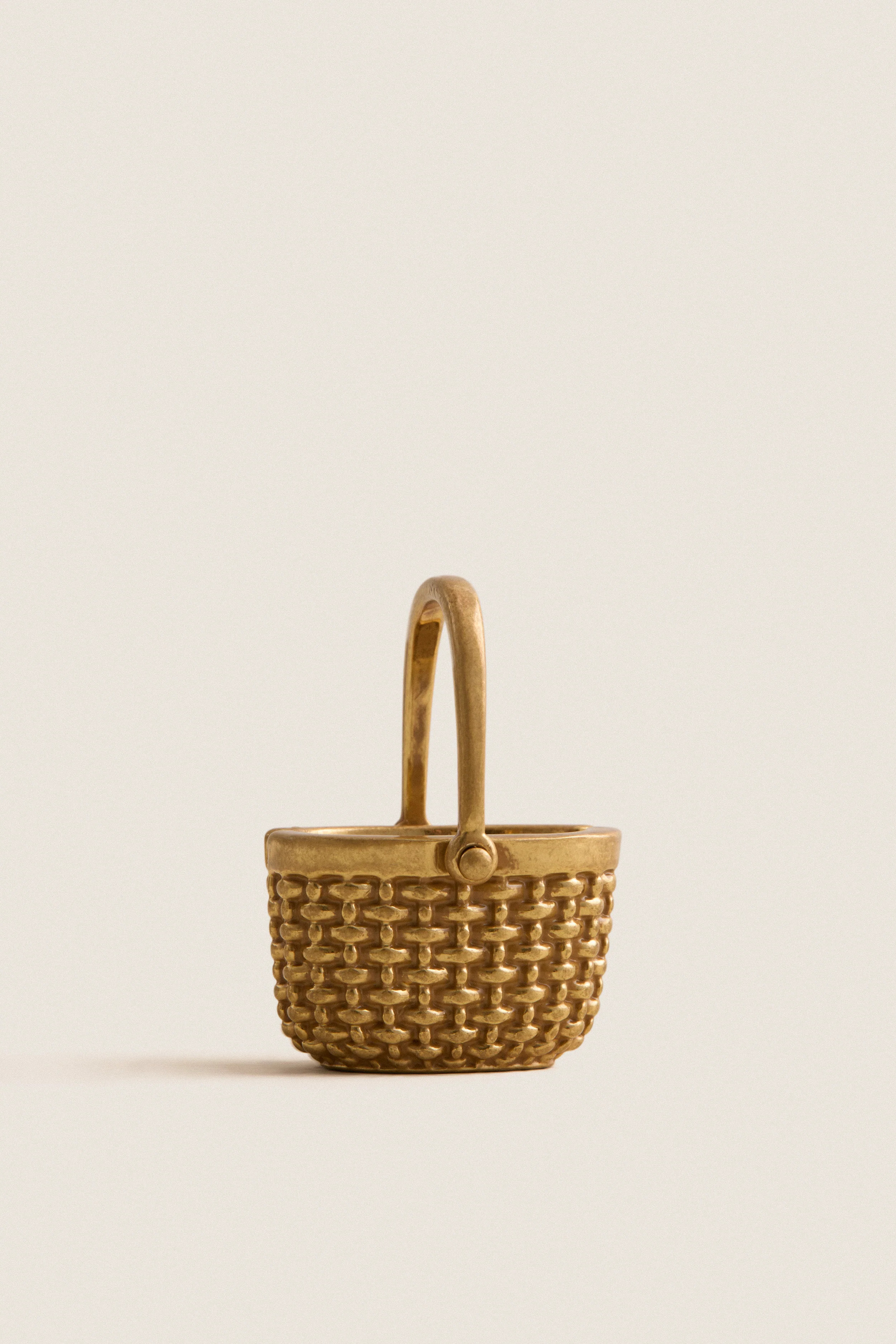 Gold Basket Place Card Holders Set of 4 | Tuckernuck (US)