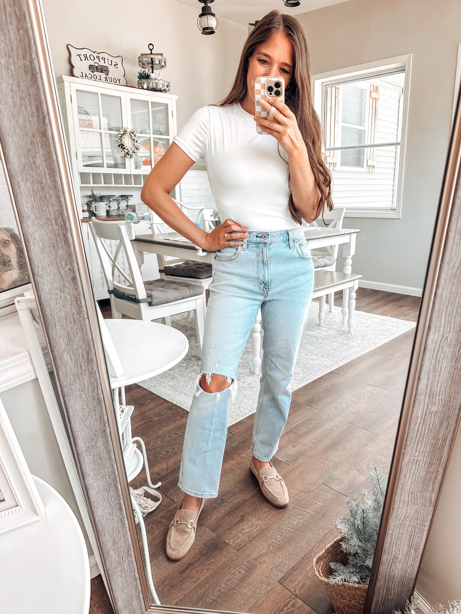 Abercrombie denim sale! 25% off plus 15% off everything else! Extra 15% off with code: DENIMAF

Ultra High rise 90s straight jean! Tts extra short 
Shoes tts 
Tee size small 

#LTKSaleAlert #LTKStyleTip #LTKxAF