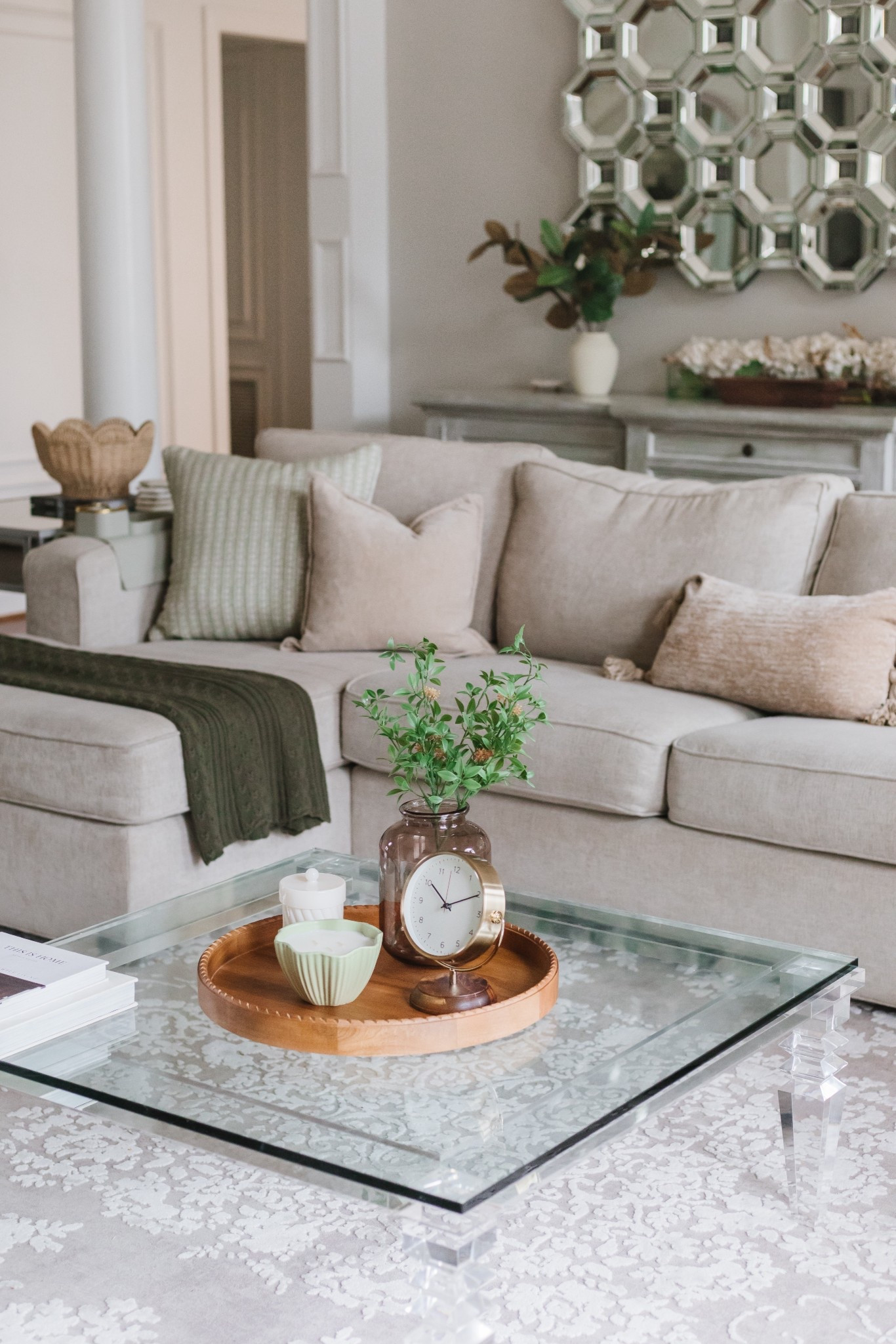 #ad Okayyy living room refresh complete 😮‍💨✨ And this right here is one of my micro-resolutions — a quick little coffee table reset so the space stays clean, cozy, and put together without me having to do a big clean later. Little steps like this really do add up to keeping the house together. Linking everything so you can recreate the vibe!

#targetstyle #myeverythingand #TargetPartner
@Target @swiffer @mycascade @dawndishwash @downy @mrclean @febreze