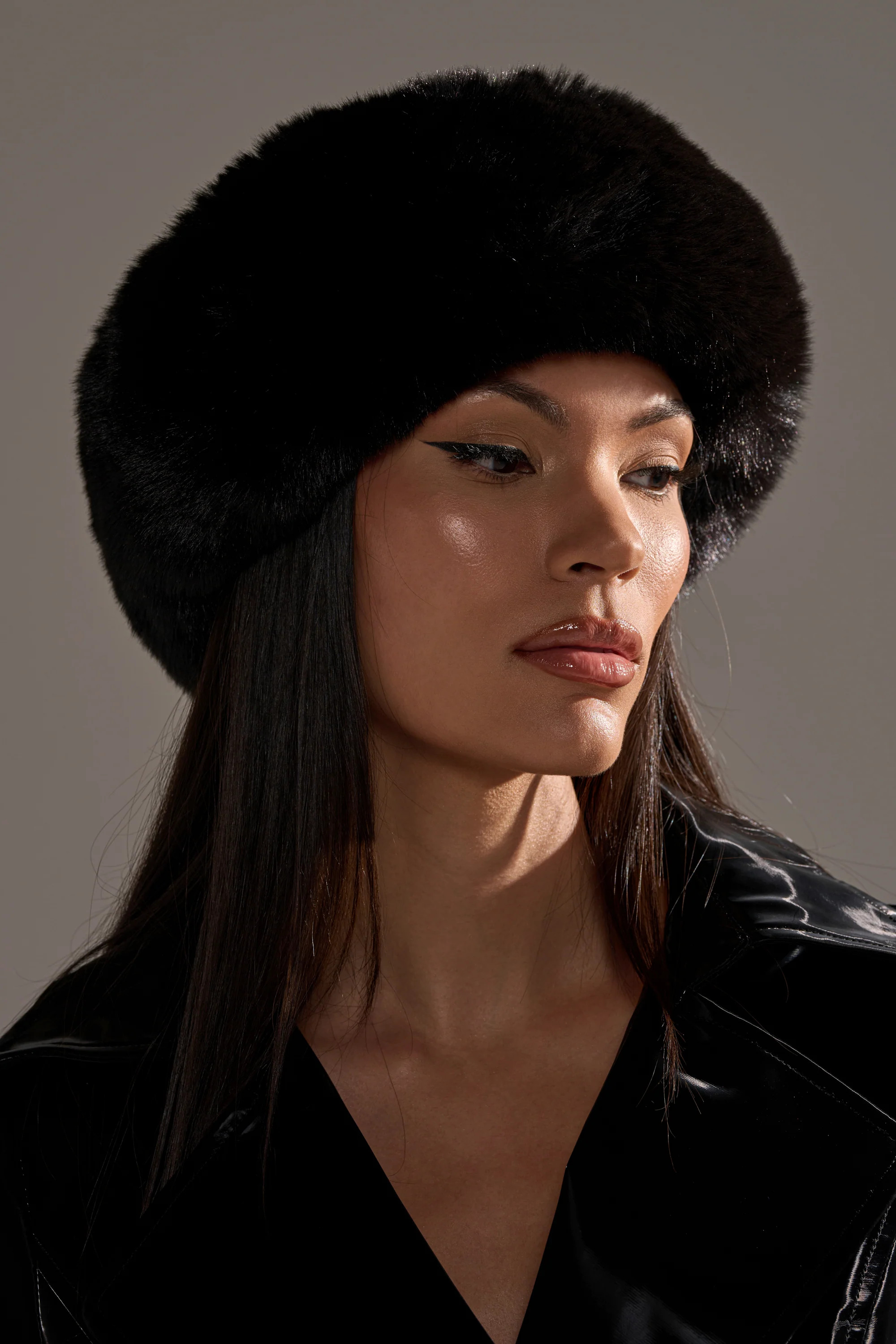 LUXE JENNY FAUX FUR HEADBAND IN BLACK | AKIRA