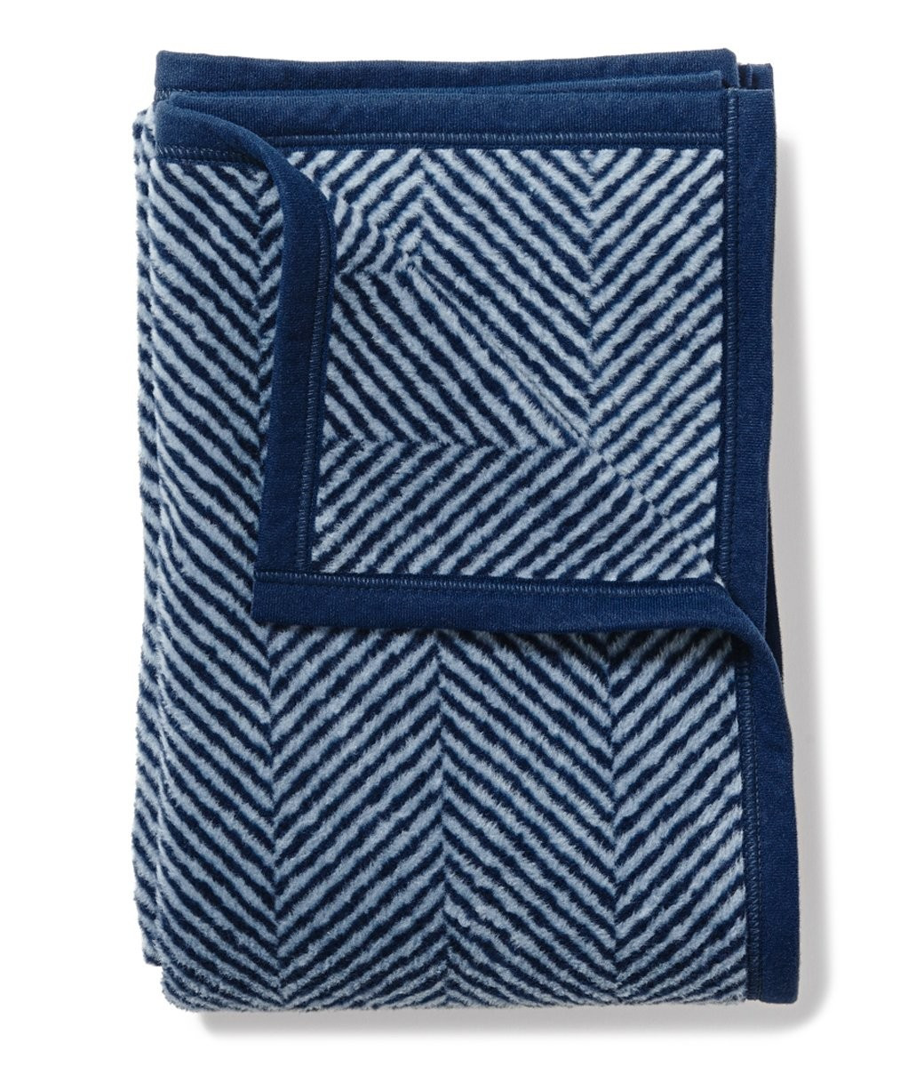 Harborview Herringbone Navy Midi Blanket | ChappyWrap