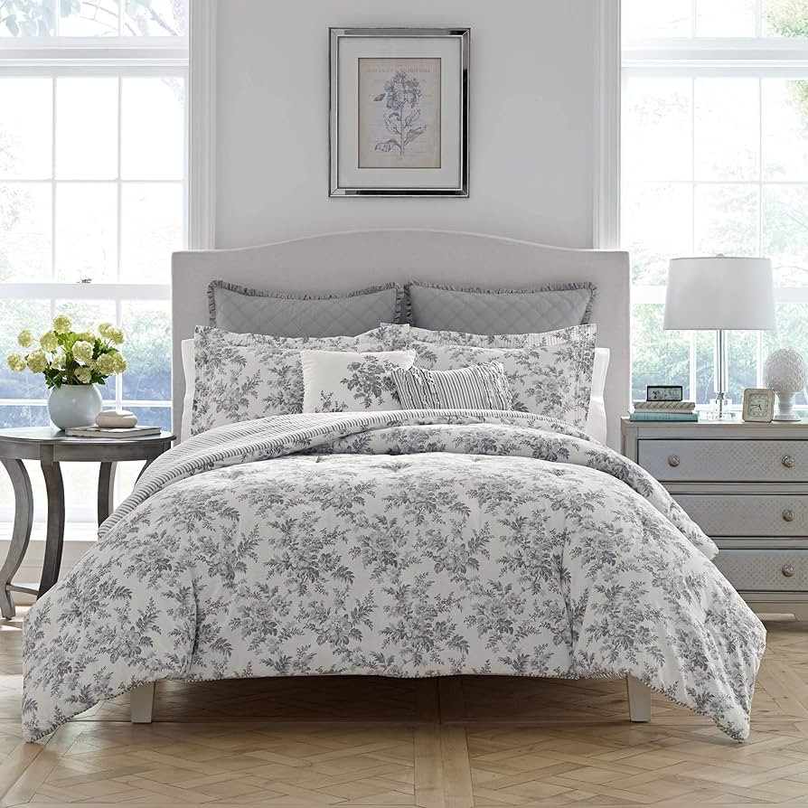 Laura Ashley- Queen Duvet Cover Set, Reversible Cotton Bedding Set, Includes Matching Sham(s) wit... | Amazon (US)