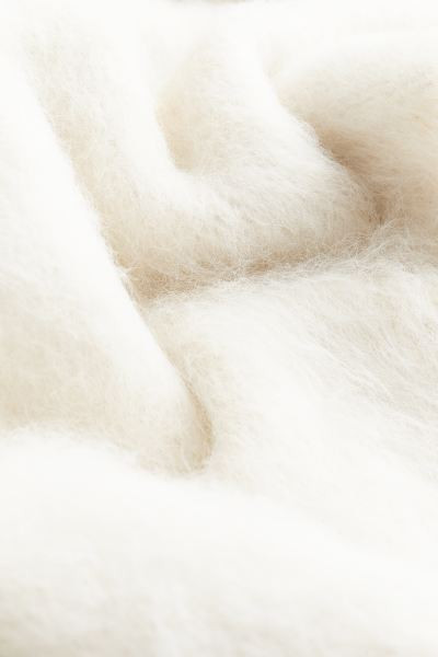 Oversized jumper | H&M (UK, MY, IN, SG, PH, TW, HK)