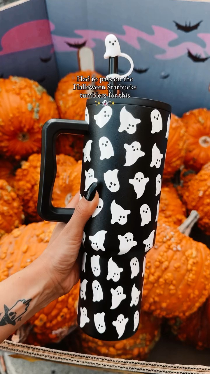 My new favorite tumbler 👻
#halloween #halloweenhunting #codeorange #halloweenshopping #spookyseason #spookyszn #thisishalloween #halloweenvibes #halloweenlifestyle #halloweenlife #halloweenvibes #simplemodernhalloween #simplemodern