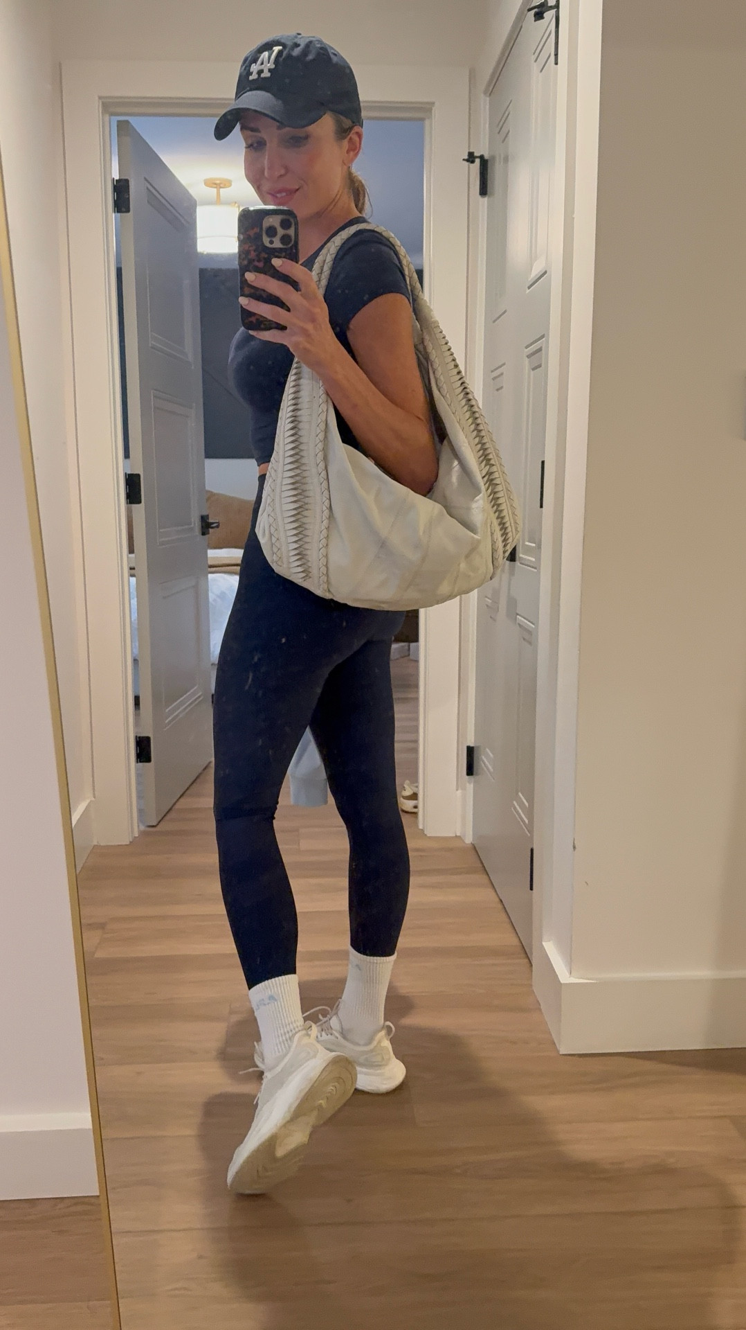A girl just likes to match! 🤷🏻‍♀️


LA Dodgers, Alo, Navy workout outfit, Phillies, baseball looks 


#LTKFindsUnder50 #LTKActive