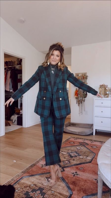 Well @walmartfashion free assembly does it again! Perfect suit options all for under $40!! Legit in love with the colors, patterns, material, fit’! Perfect for work looks with a pinch of holiday! #walmartpartner #walmartfashion #freeassembly 

#LTKHoliday #LTKSeasonal #LTKunder50