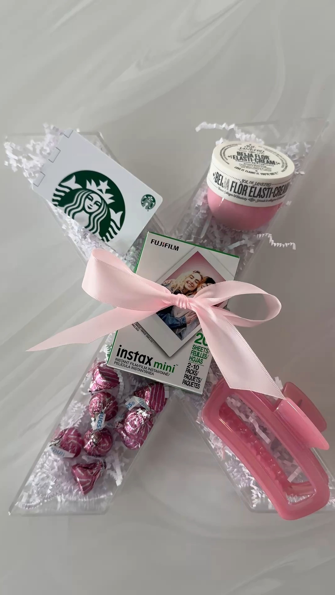 Love basket teen idea! 🎀

#valentinesday
#valentinesdaygift
#giftideas


#LTKSaleAlert #LTKValentine #LTKBeauty