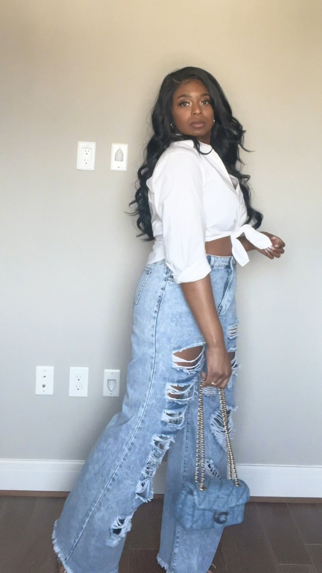 I couldn’t wait to see what this bag and the jeans would look like with a simple white button down!! 

I love this look, simple but still super cute!

#LTKVideo #LTKSeasonal #LTKU