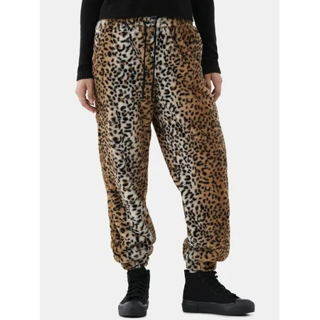 No Boundaries Plush Jogger Pants, Women's and Women's Plus | Walmart (US)