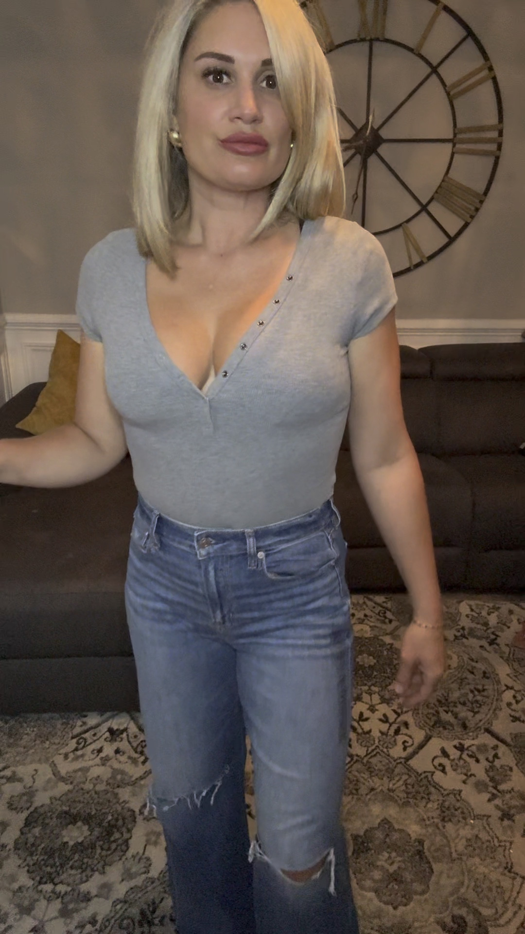 American Eagle Dreamy Drape Stretch Super High-Waisted Baggy Wide-Leg Ripped Jean. Love these! So comfortable, and trendy! 

*Jeans run big size down. Wearing a size 4. I am 5,6”.
*Bodysuit SIZE MEDIUM

#LTKMidsize #LTKBacktoSchool #LTKSeasonal