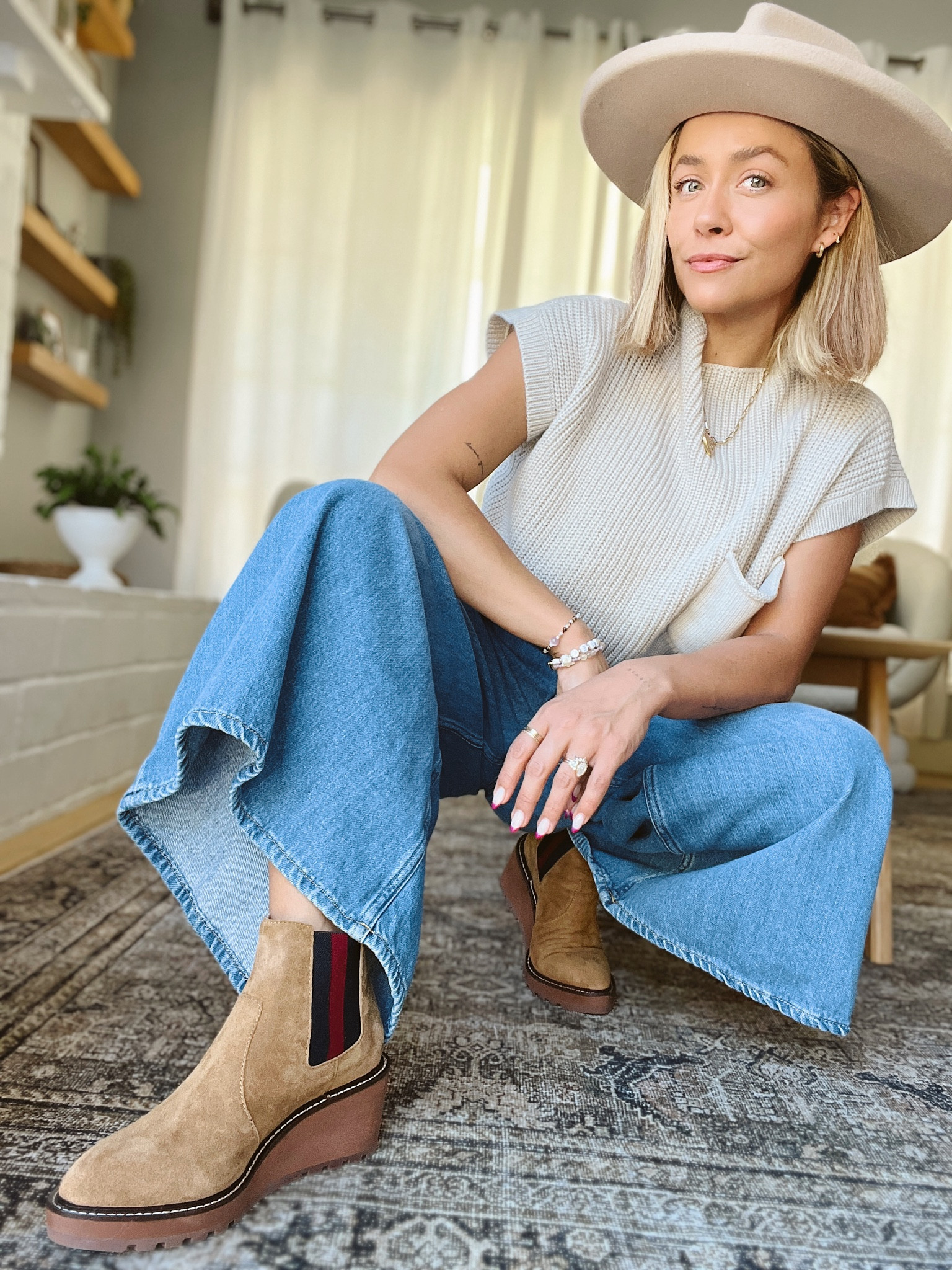 Love my new fall Americana vibe booties from @cecelianewyork 15% OFF Cecelia NY sitewide with code: LITTLEMISS 

Top is from the Free People Dupe Amazon set. I love that i can mix and match the set for more outfits. 

#LTKshoecrush #LTKstyletip #LTKsalealert