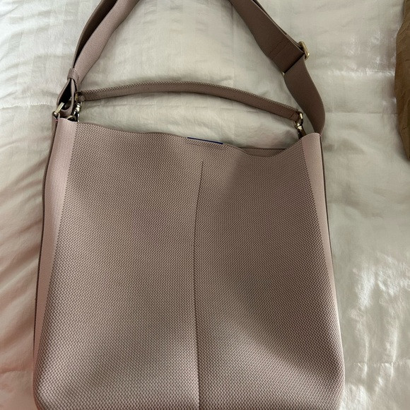 Rothy's bucket tote Bag | Poshmark