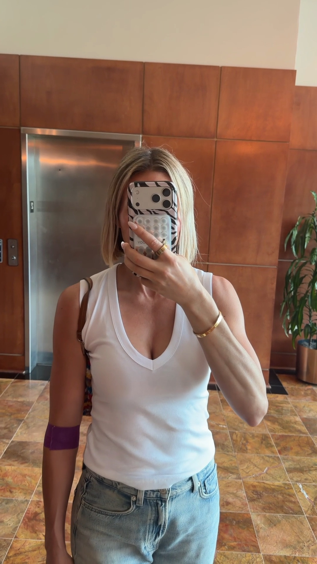 I just threw on this new Zara tank and my relaxed fit jeans to get my blood drawn and two girls commented on my outfit saying that I always look so cute. I mean I def don’t feel like this is a super fashion forward outfit, but I’ll take it. 😅￼ i’m wearing a small and the tank and my usual size in the jeans. The jeans are so so comfortable, love the relaxed vibes￼￼￼

#LTKdayinmylife #LTKootd #LTKmorningroutine
