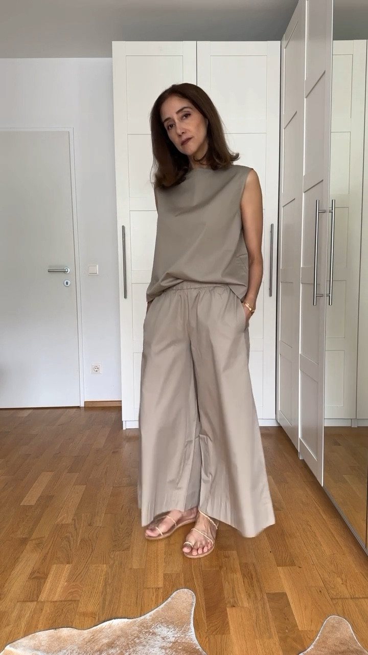 Top EU size 40
Trousers EU size 36

@Shop.LTK #liketkit liketk.it/xx