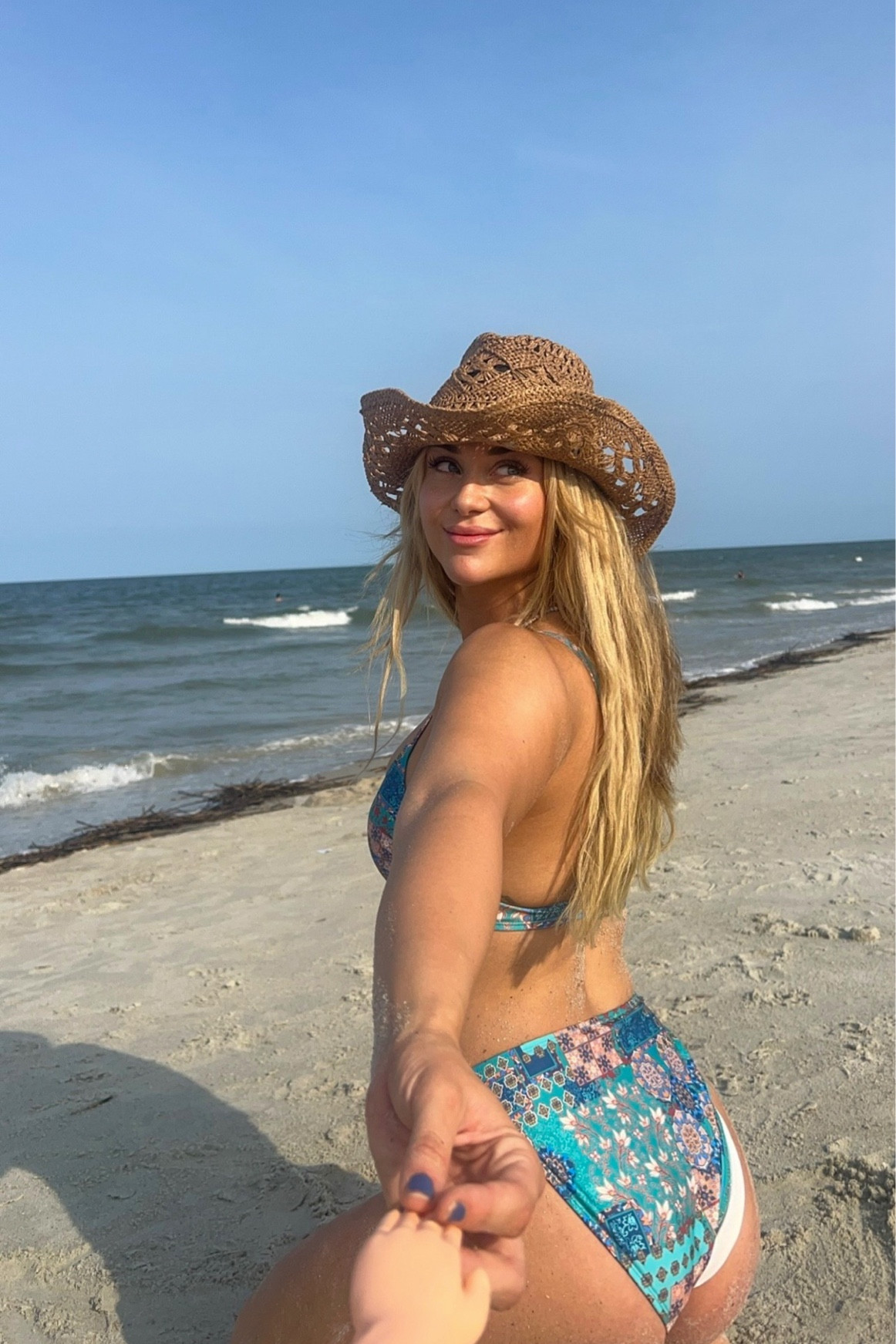 Sometimes life really do be LIFE’N.. and when it is, I remind myself that I’m an actual adult and can literally get in my car and drive towards the closest beach if I need to. #reset #dateyourself #beachcowboy #christinamandrell #smallhandgirl #carvedbycookie #LTK


#LTKswim #LTKFind #LTKtravel